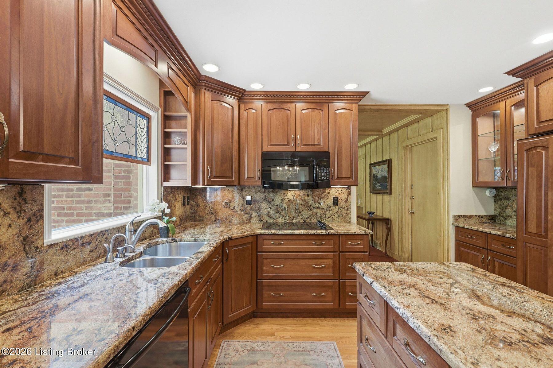 6402 Haverhill Rd Property Photo 12