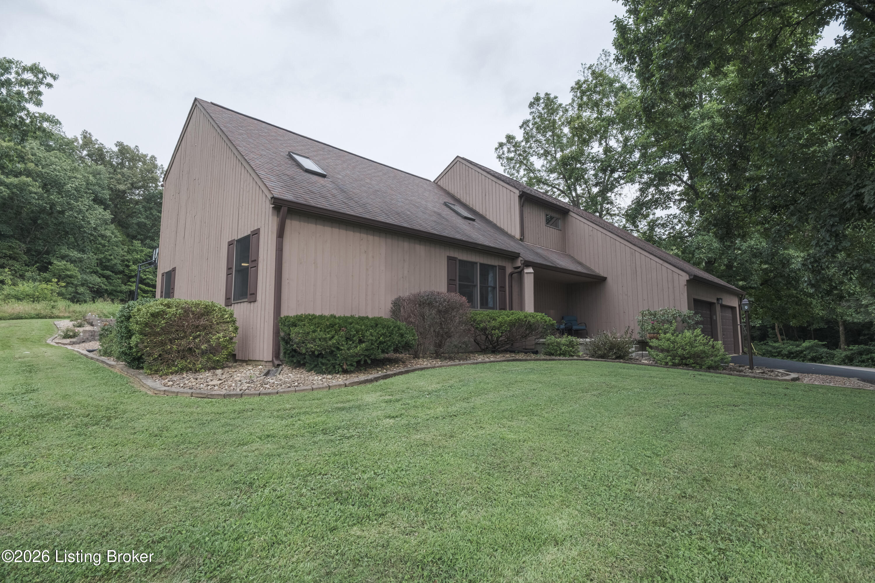 1101 Valley Rd Property Photo 81