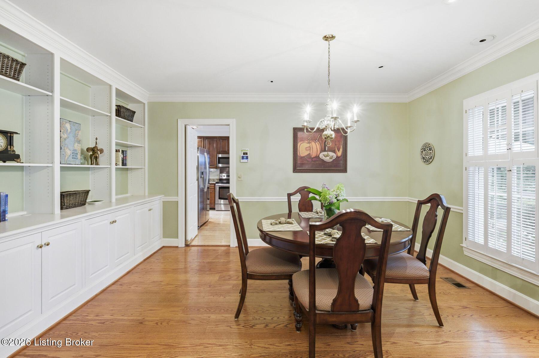5208 Indian Woods Ct Property Photo 6