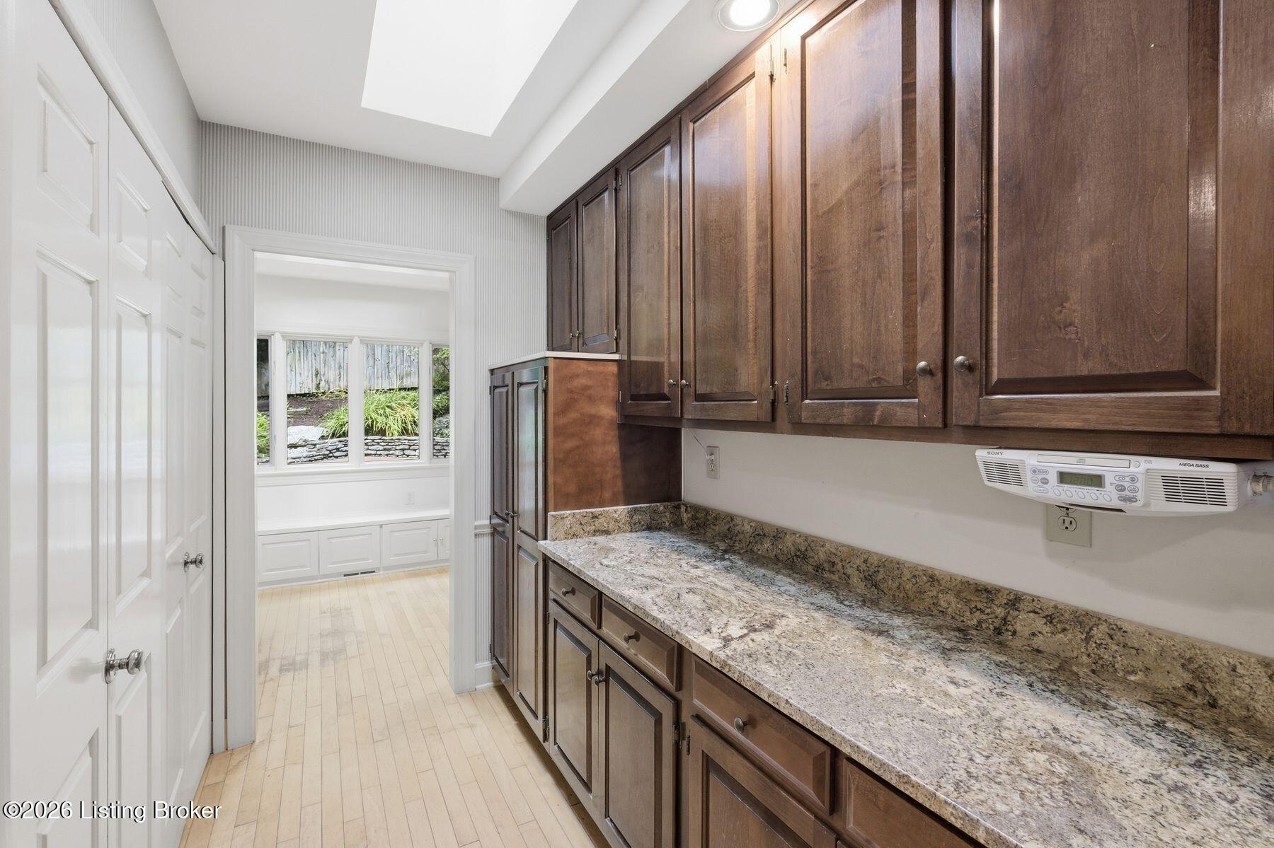 5208 Indian Woods Ct Property Photo 12