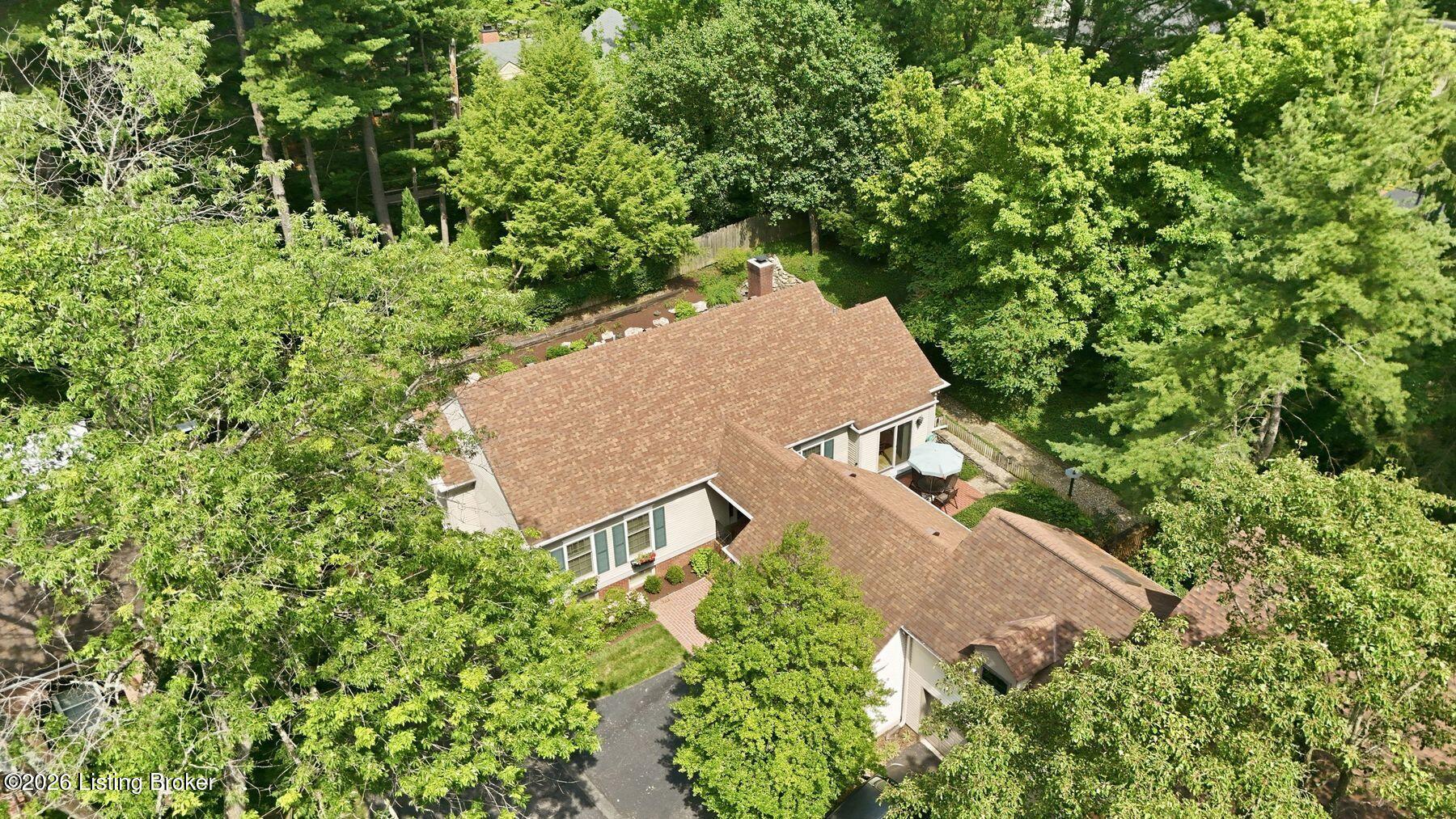 5208 Indian Woods Ct Property Photo 44