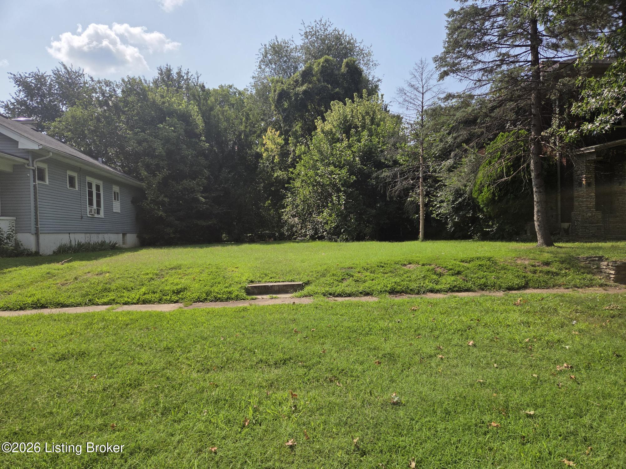 226 Shawnee Dr Property Photo 1