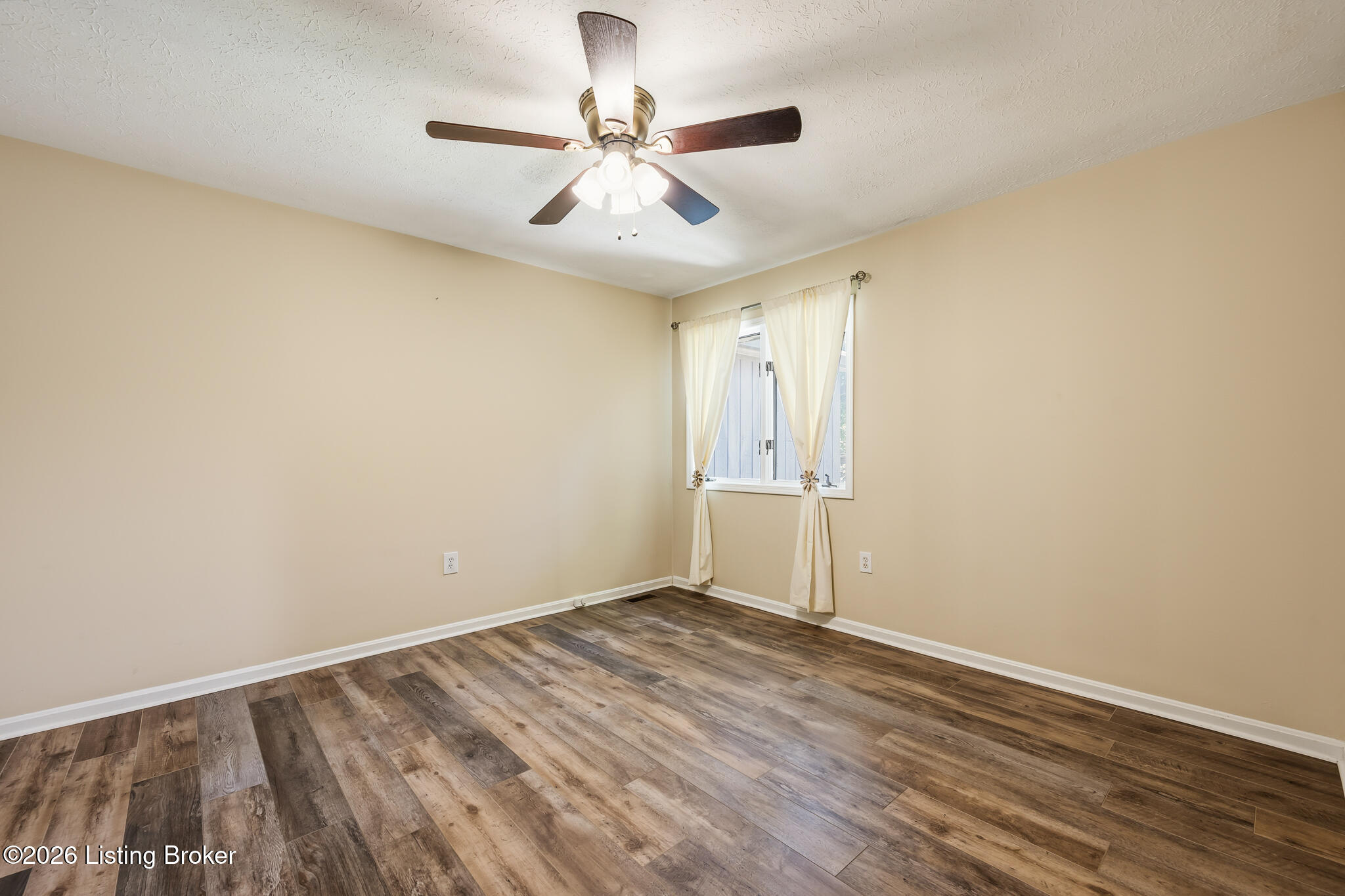 6515 Marina Dr Property Photo 27