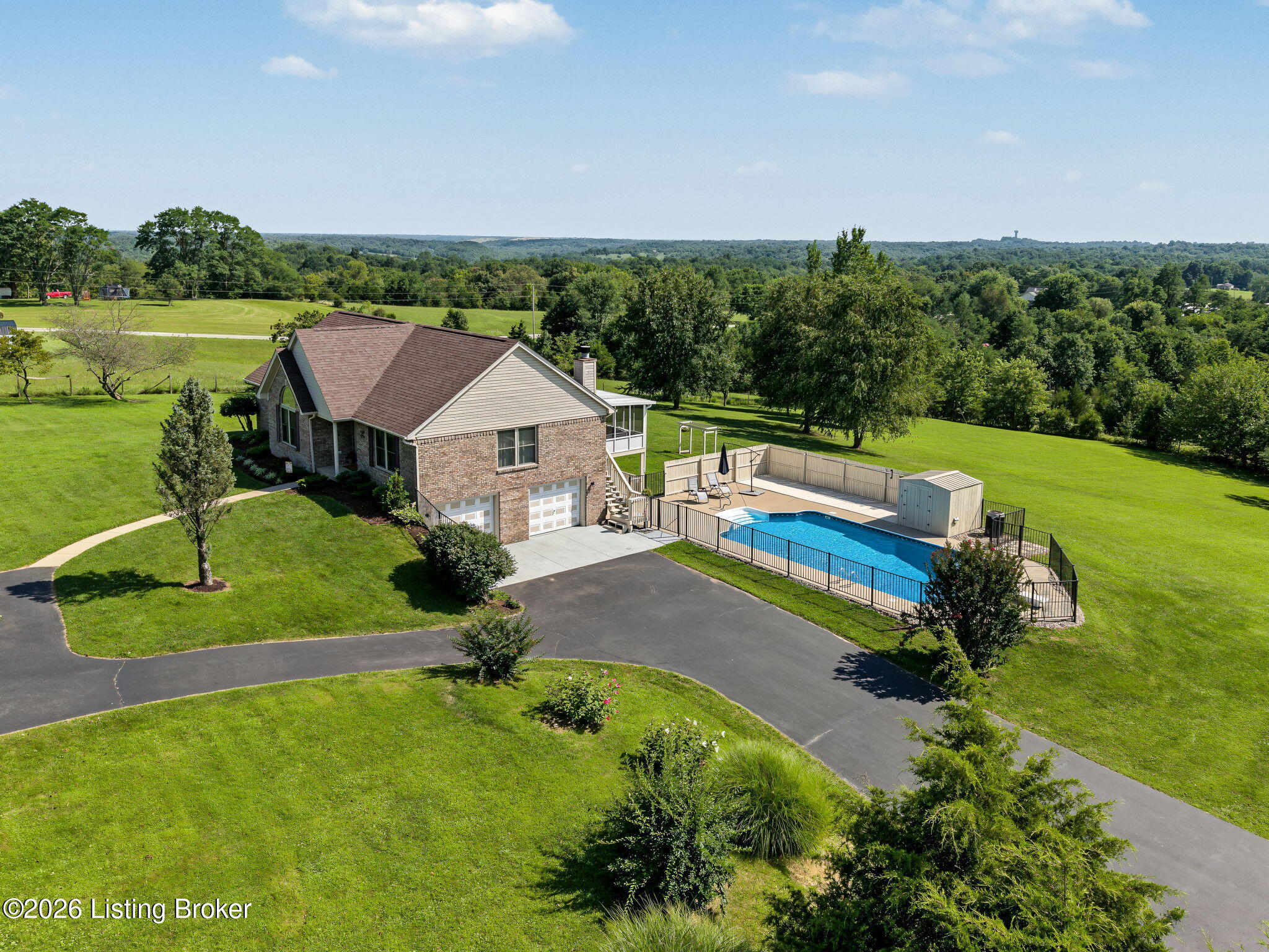707 Sulphur Bedford Rd Property Photo 1