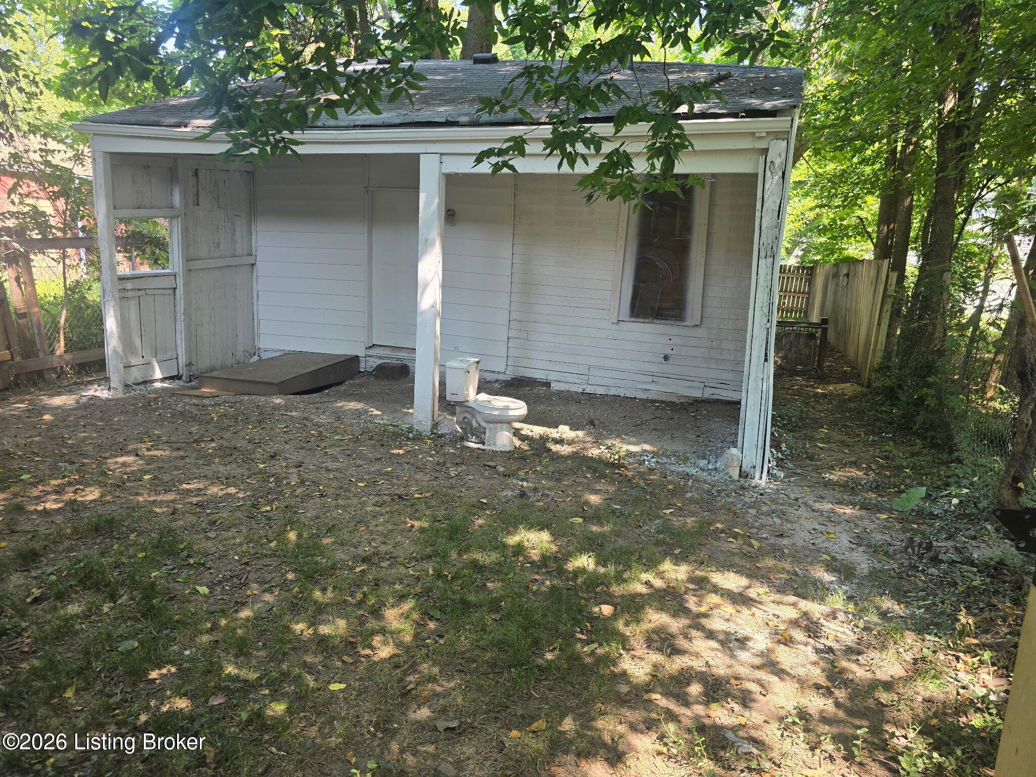 1925 W Main St Property Photo 28