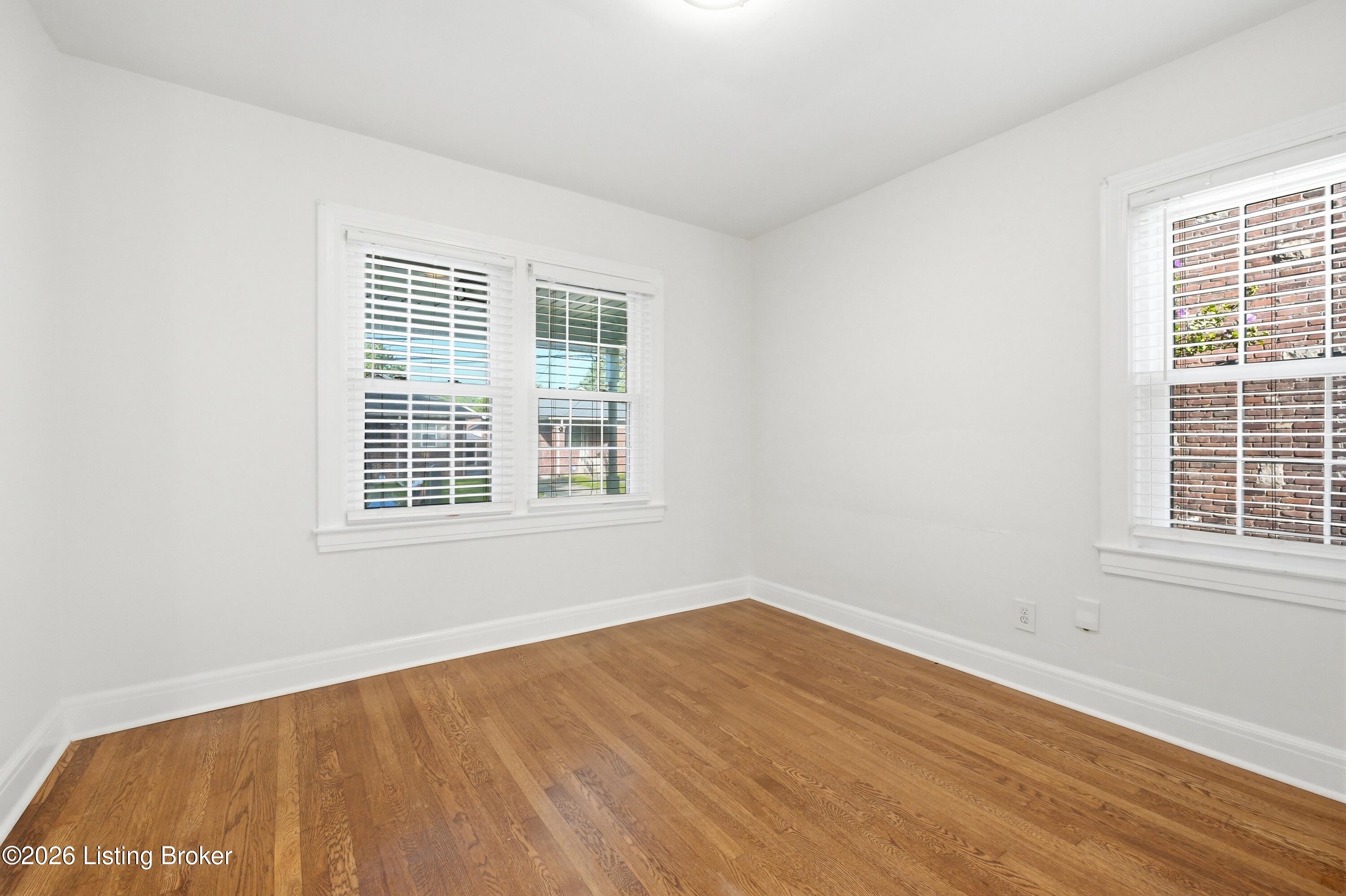 313 Iola Rd Property Photo 16
