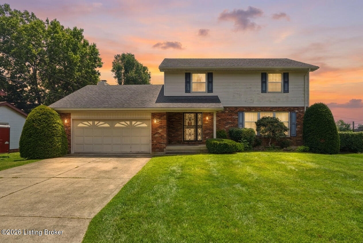 355 Knobview Dr