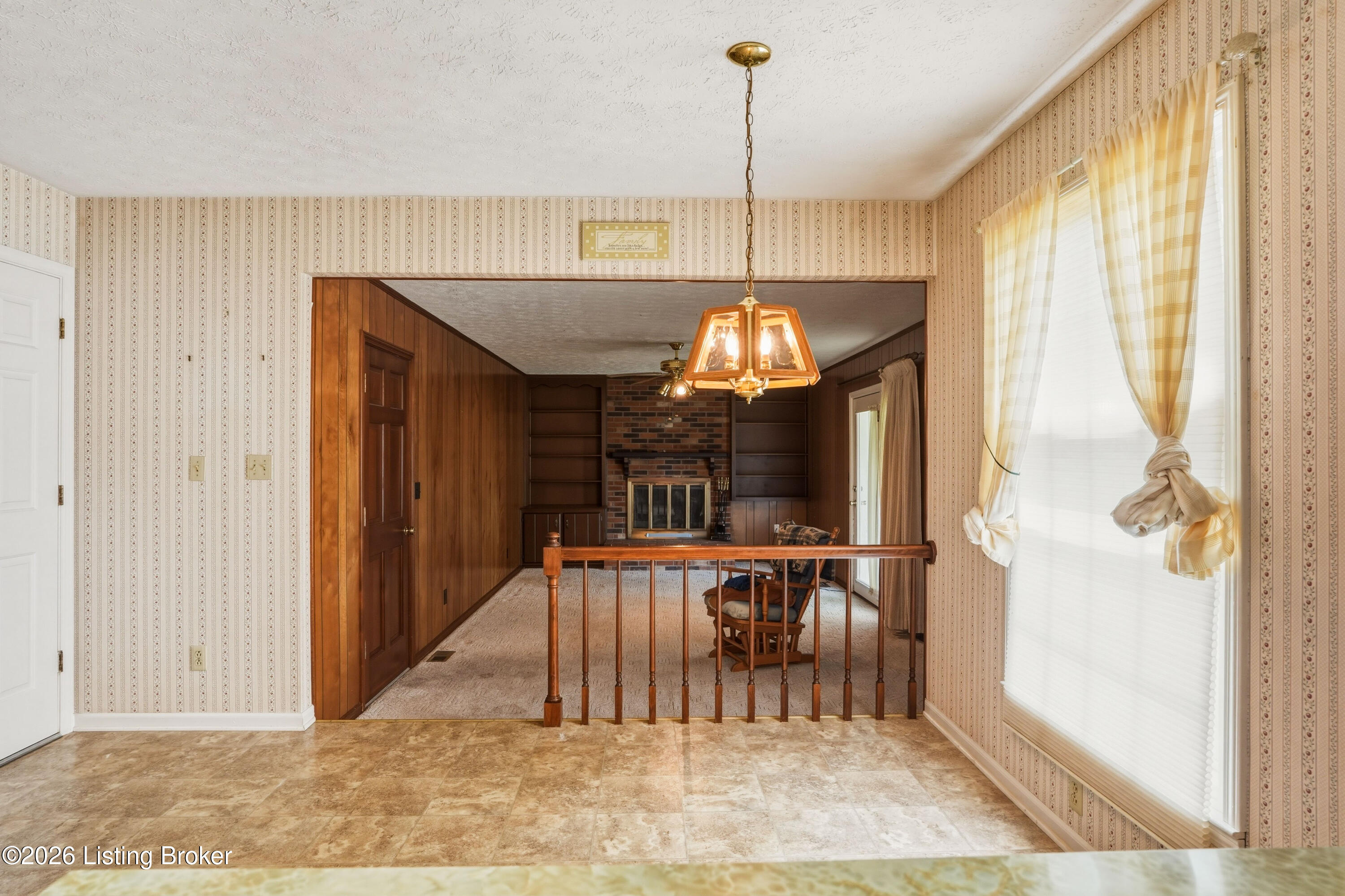 355 Knobview Dr Property Photo 12