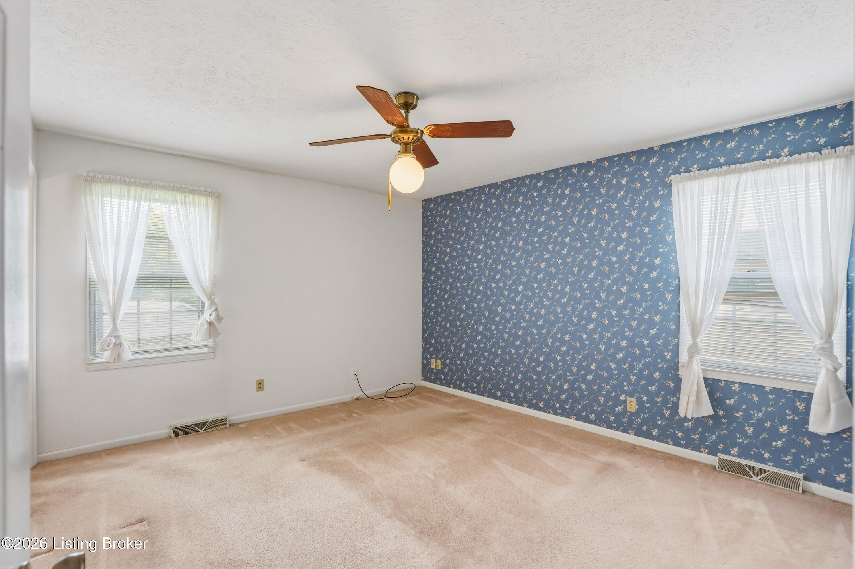 355 Knobview Dr Property Photo 23