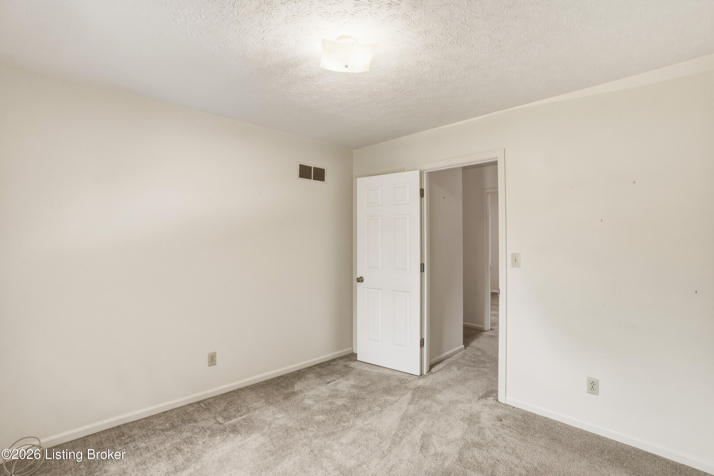 355 Knobview Dr Property Photo 31