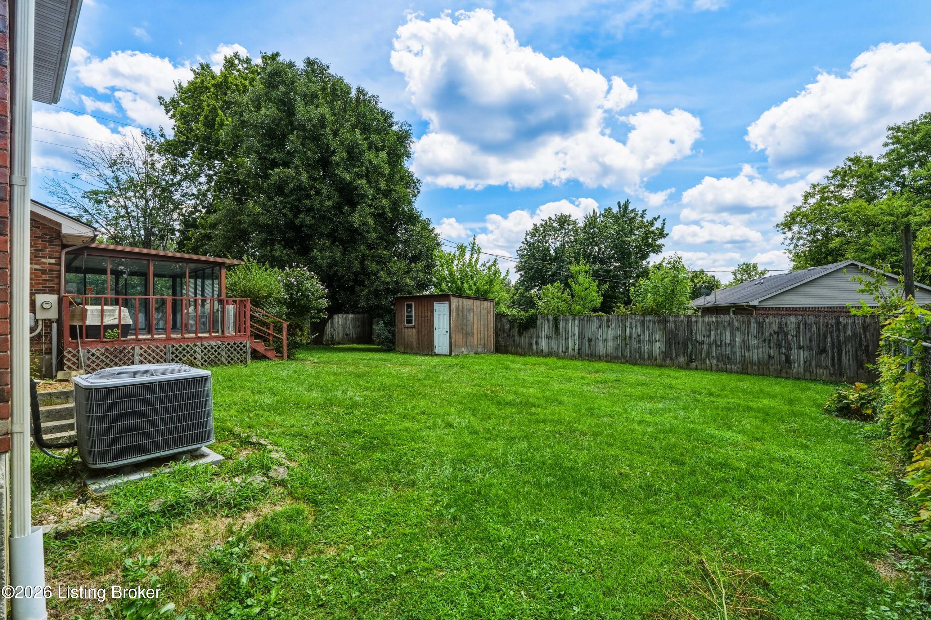 355 Knobview Dr Property Photo 40