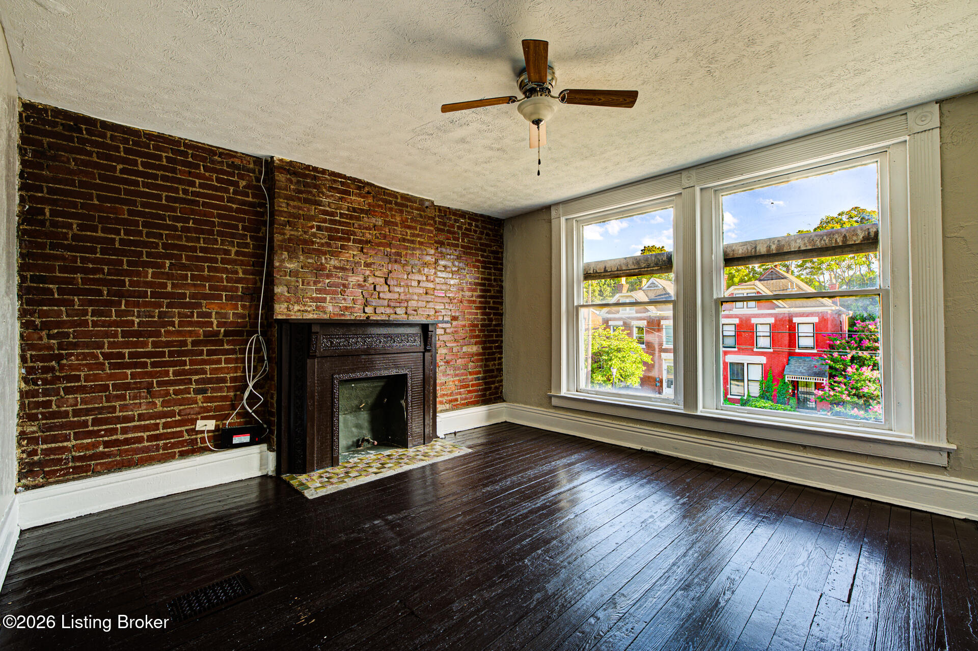 113 E Saint Catherine St 1 & 2 Property Photo 33