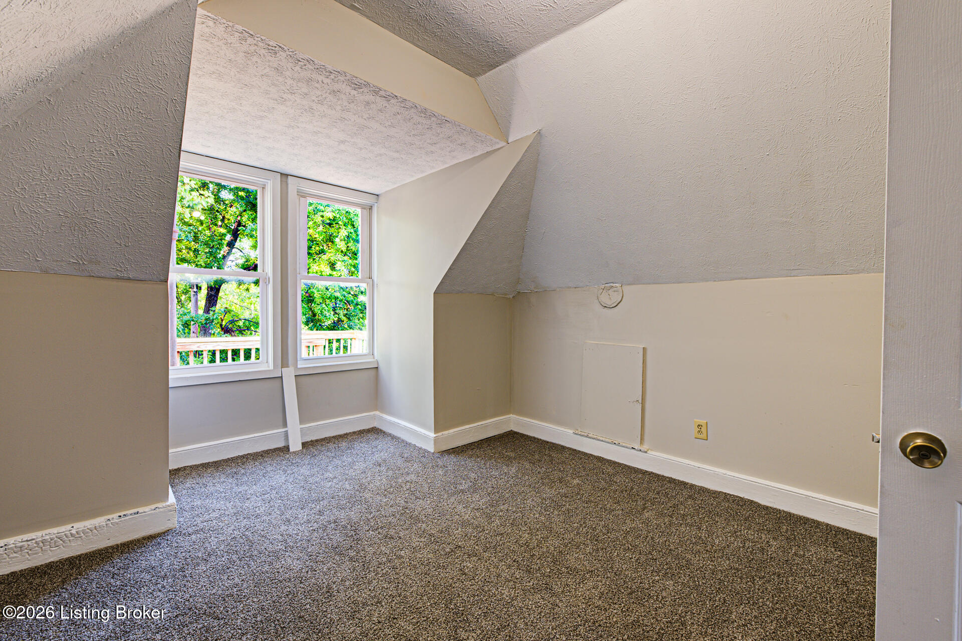113 E Saint Catherine St 1 & 2 Property Photo 43