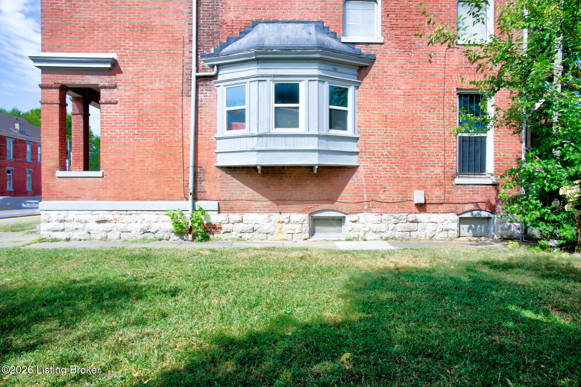 113 E Saint Catherine St 1 & 2 Property Photo 47