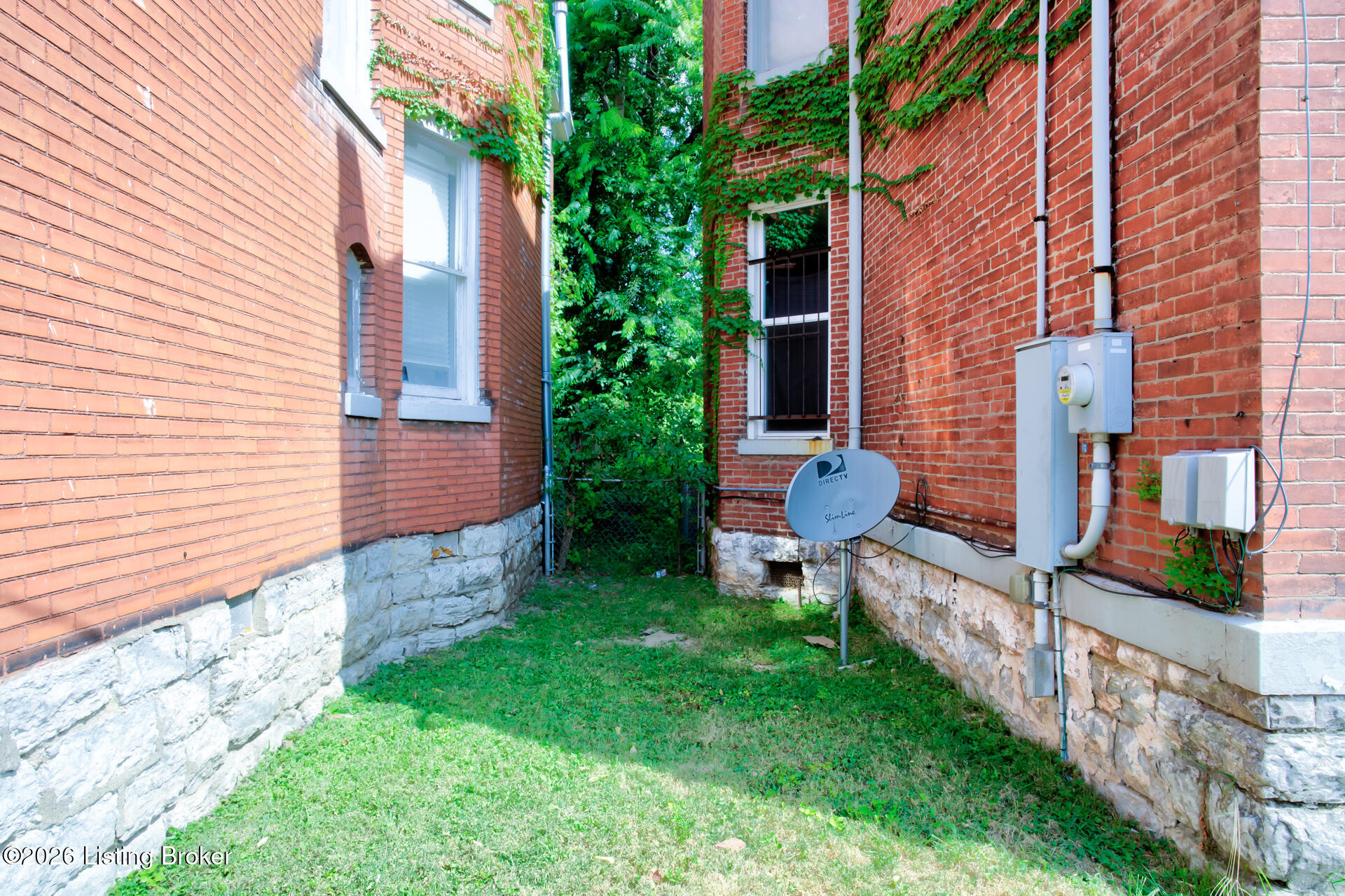 113 E Saint Catherine St 1 & 2 Property Photo 48