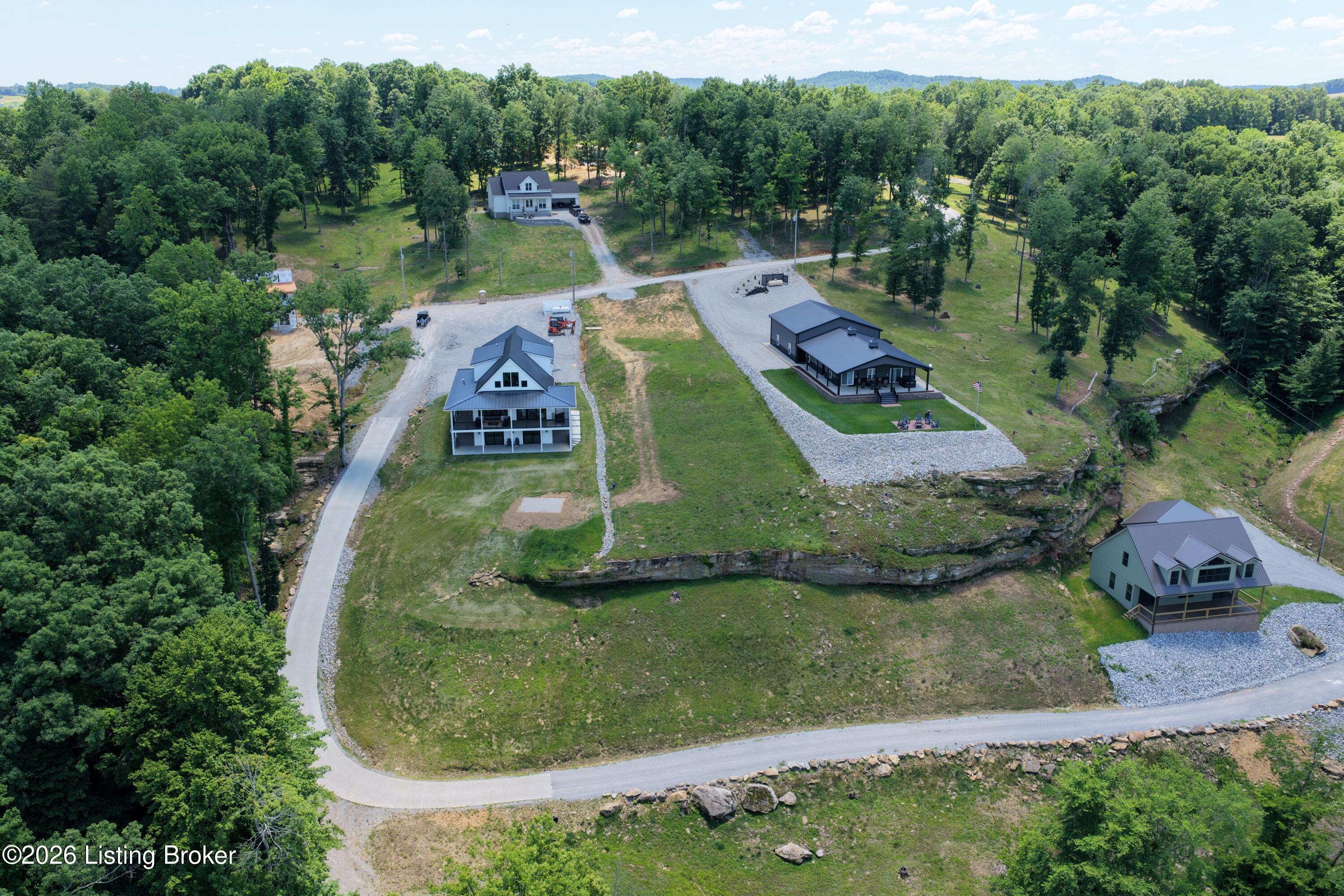 941 Indian Valley Rd Property Photo 3