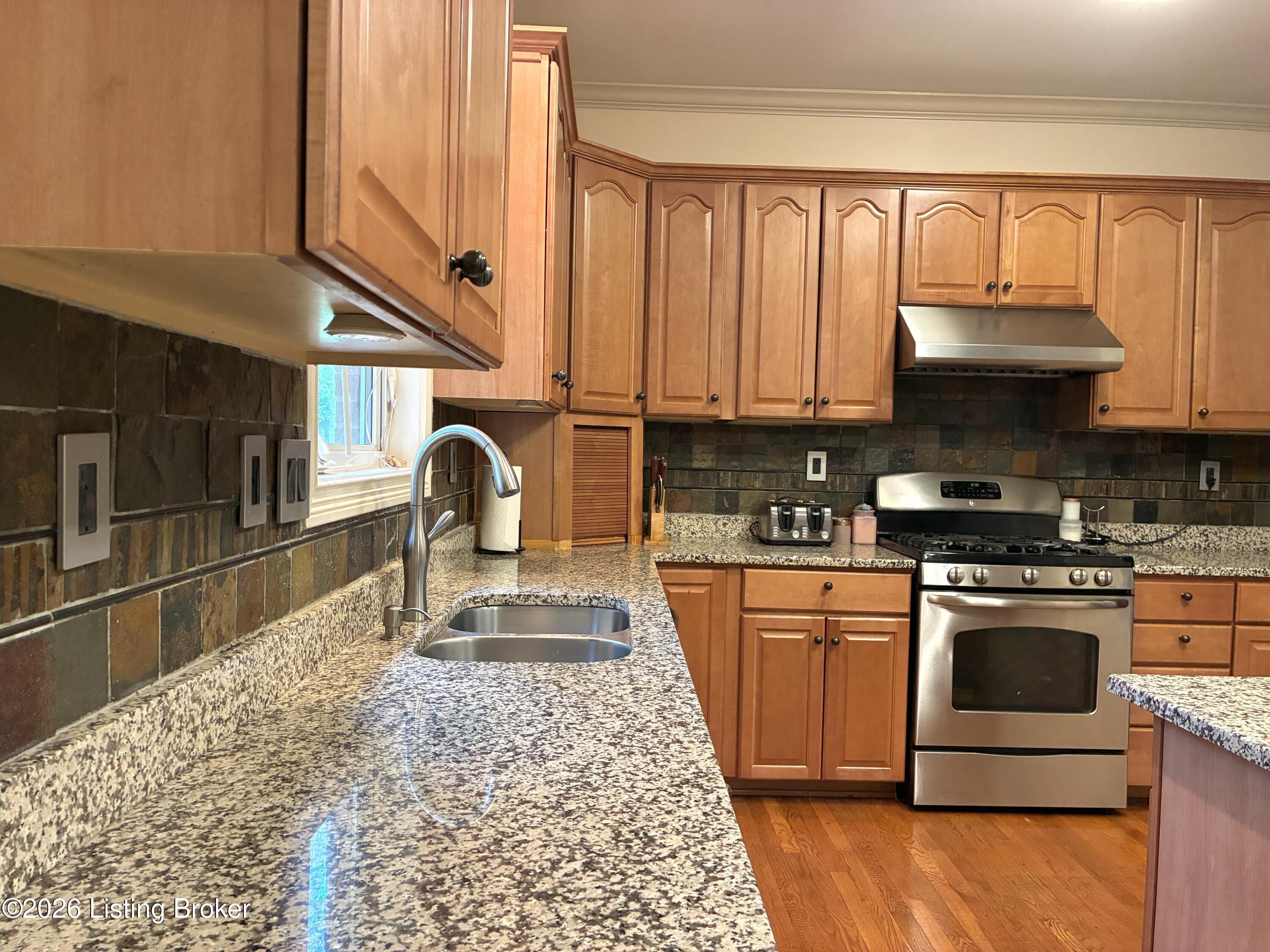 5127 Craigs Creek Dr Property Photo 11