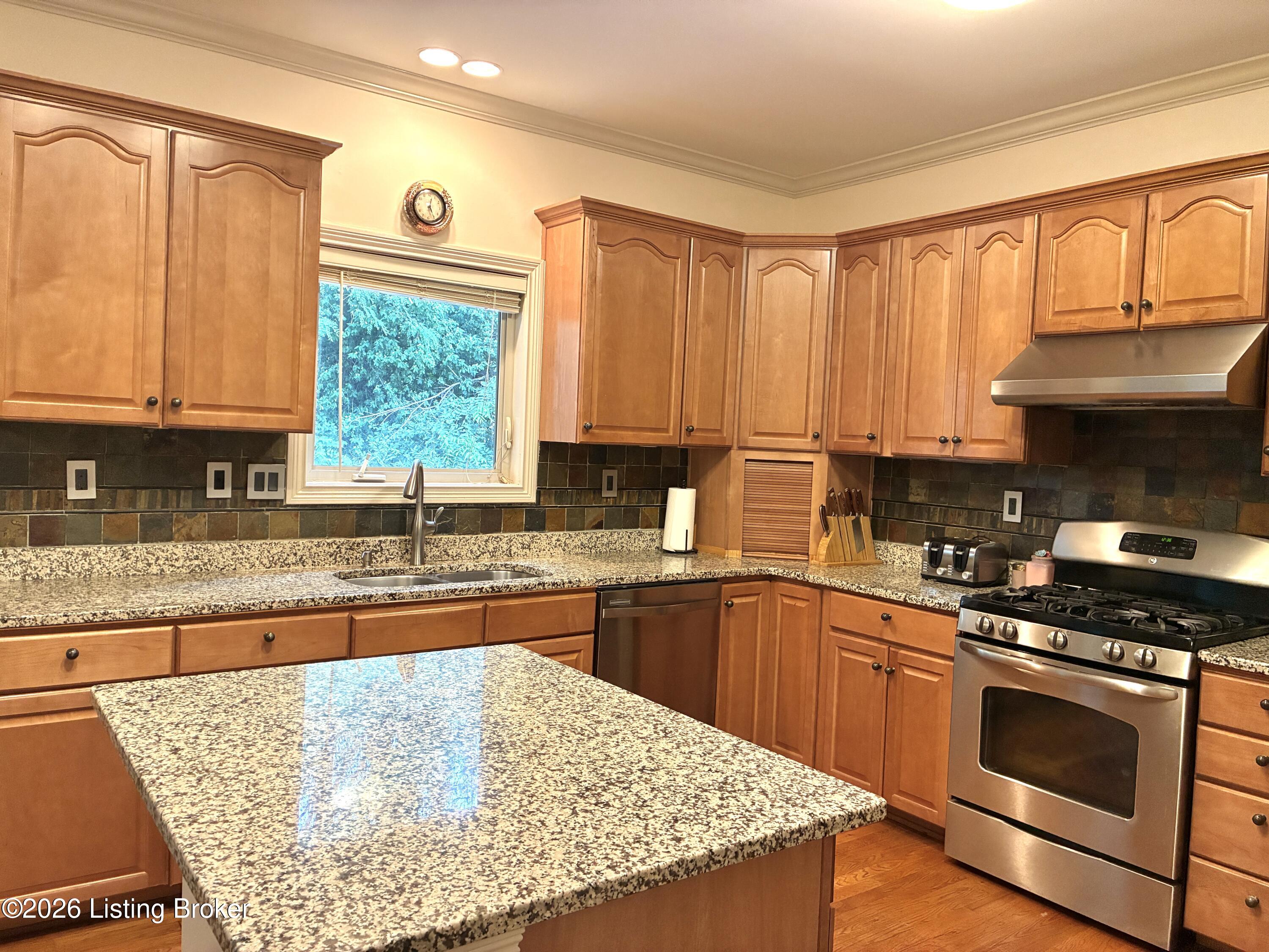 5127 Craigs Creek Dr Property Photo 12