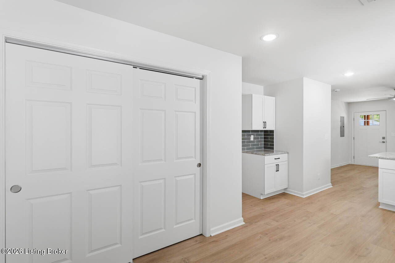 1603 Bicknell Ave Property Photo 18