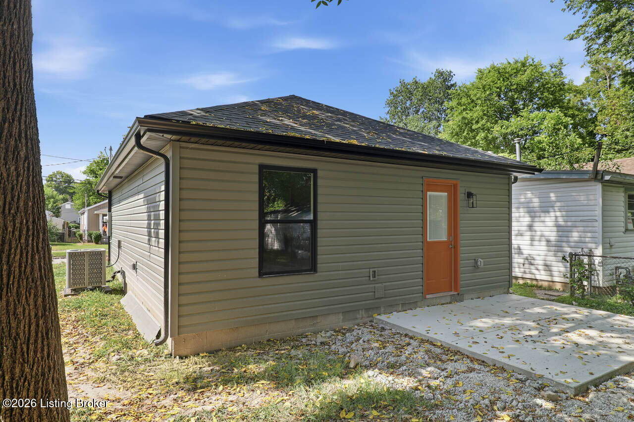 1603 Bicknell Ave Property Photo 31