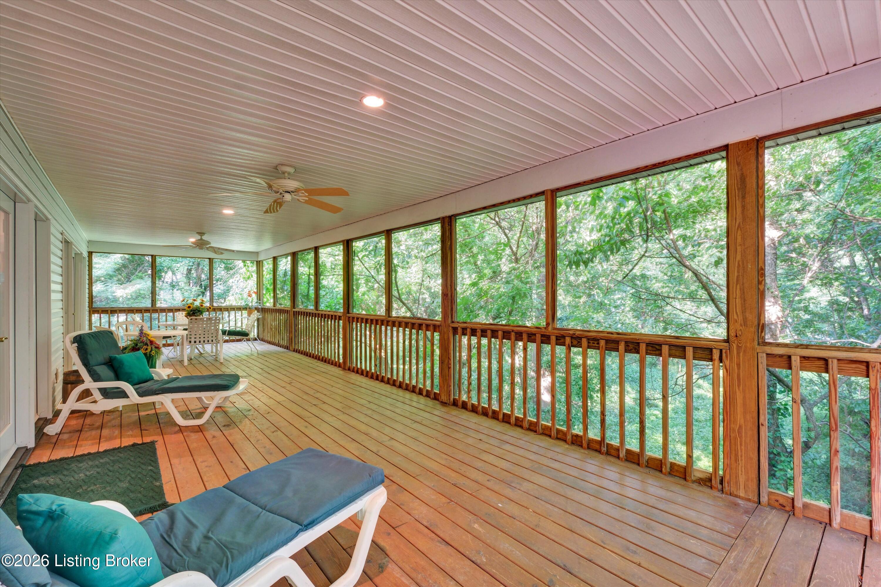 5713 W Highway 524 Property Photo 6