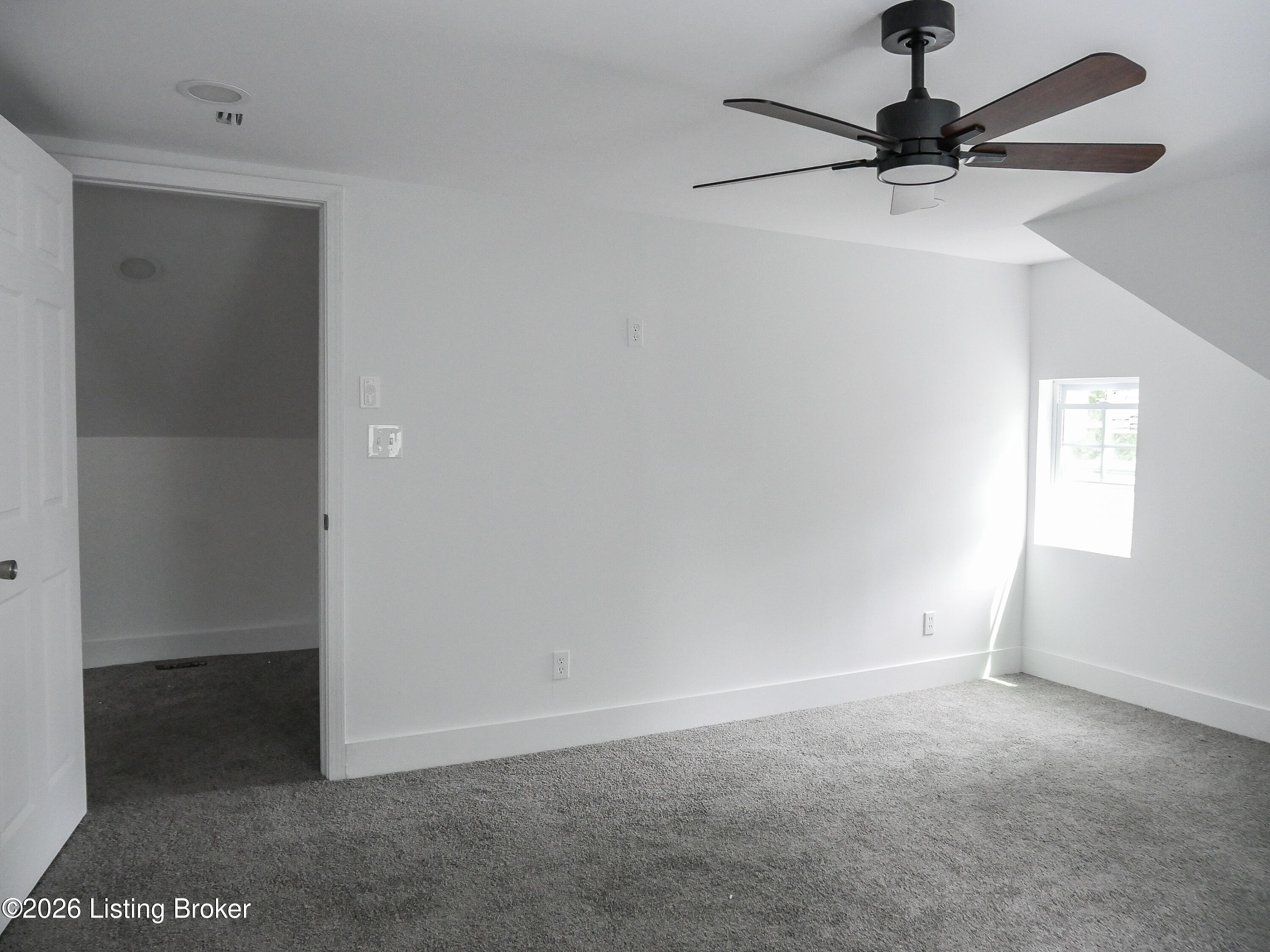 1624 Hemlock Ct Property Photo 23