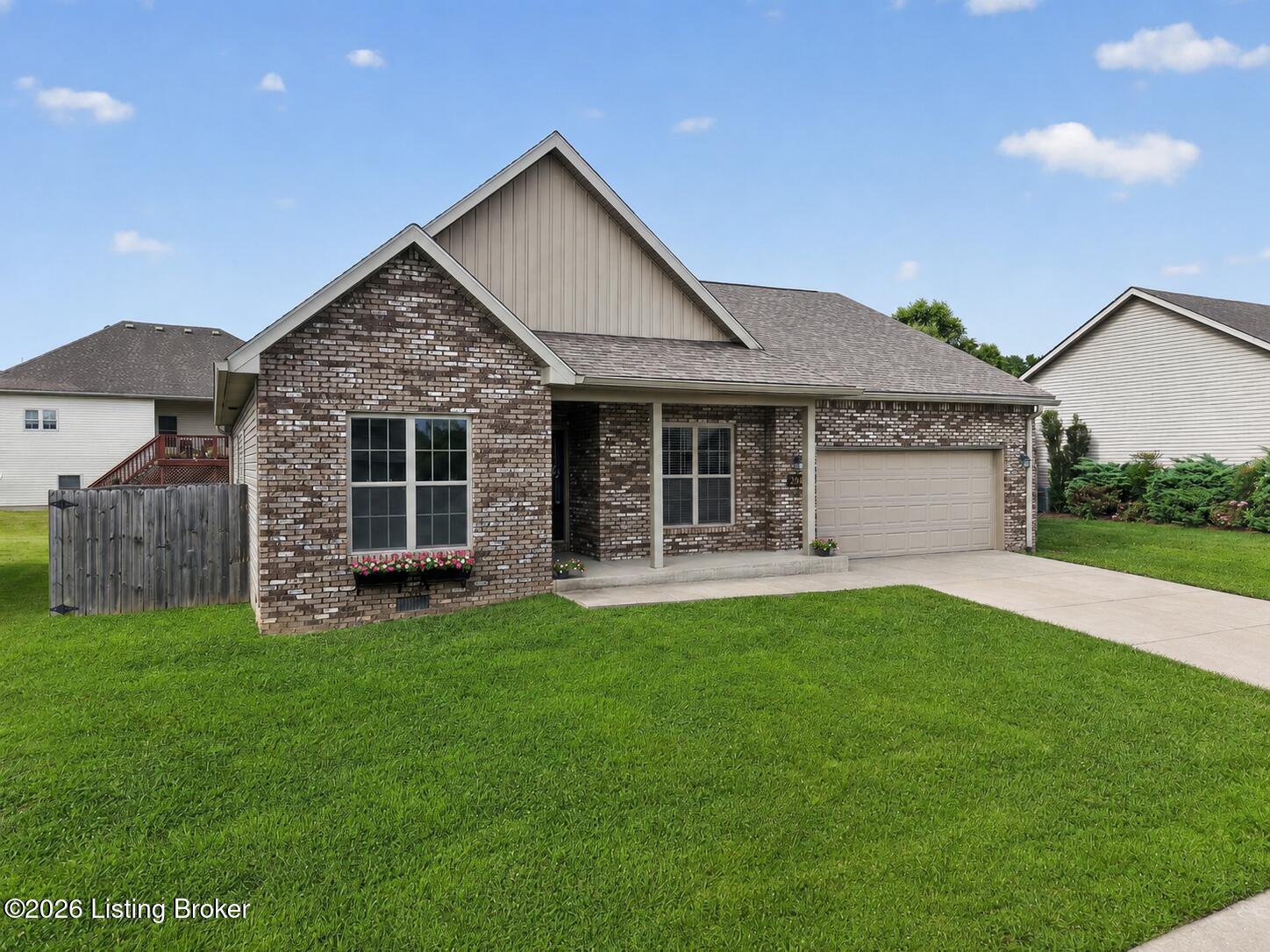 204 Robert East Ct Property Photo 42