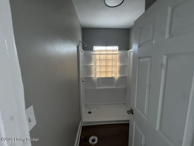 2732 Chase Ct Property Photo 6