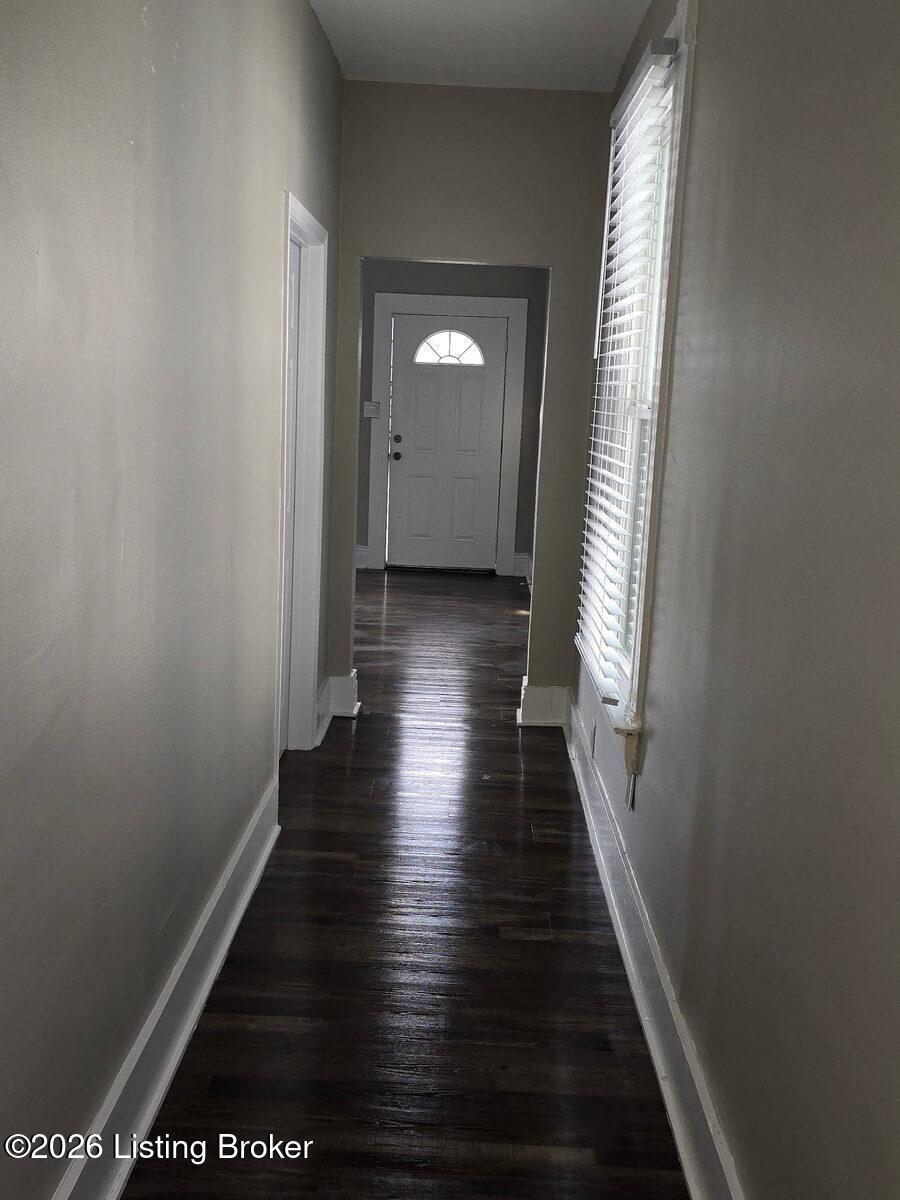 2111 S 7th Street Rd Property Photo 7