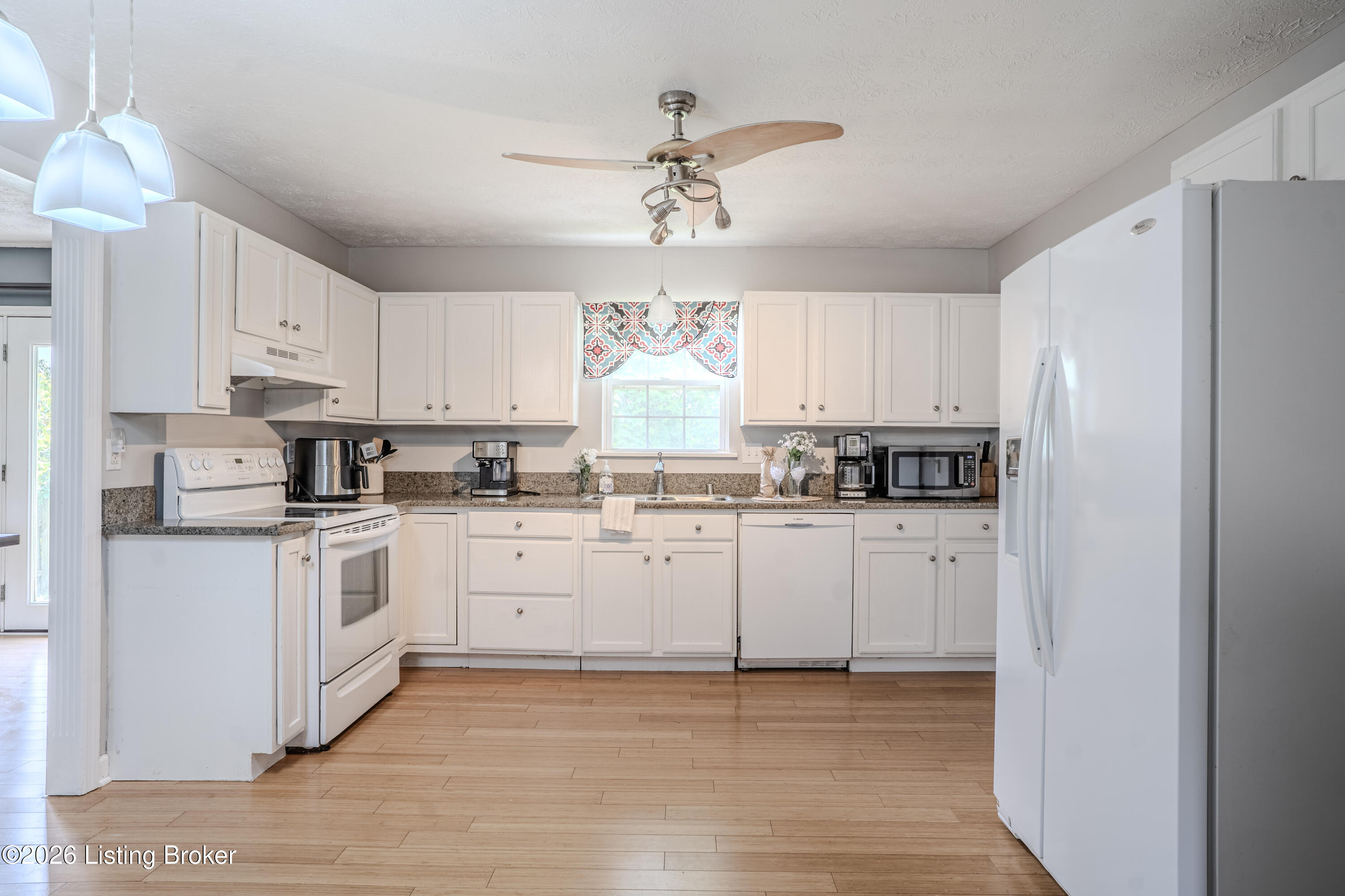 2400 English Station Dr Property Photo 12