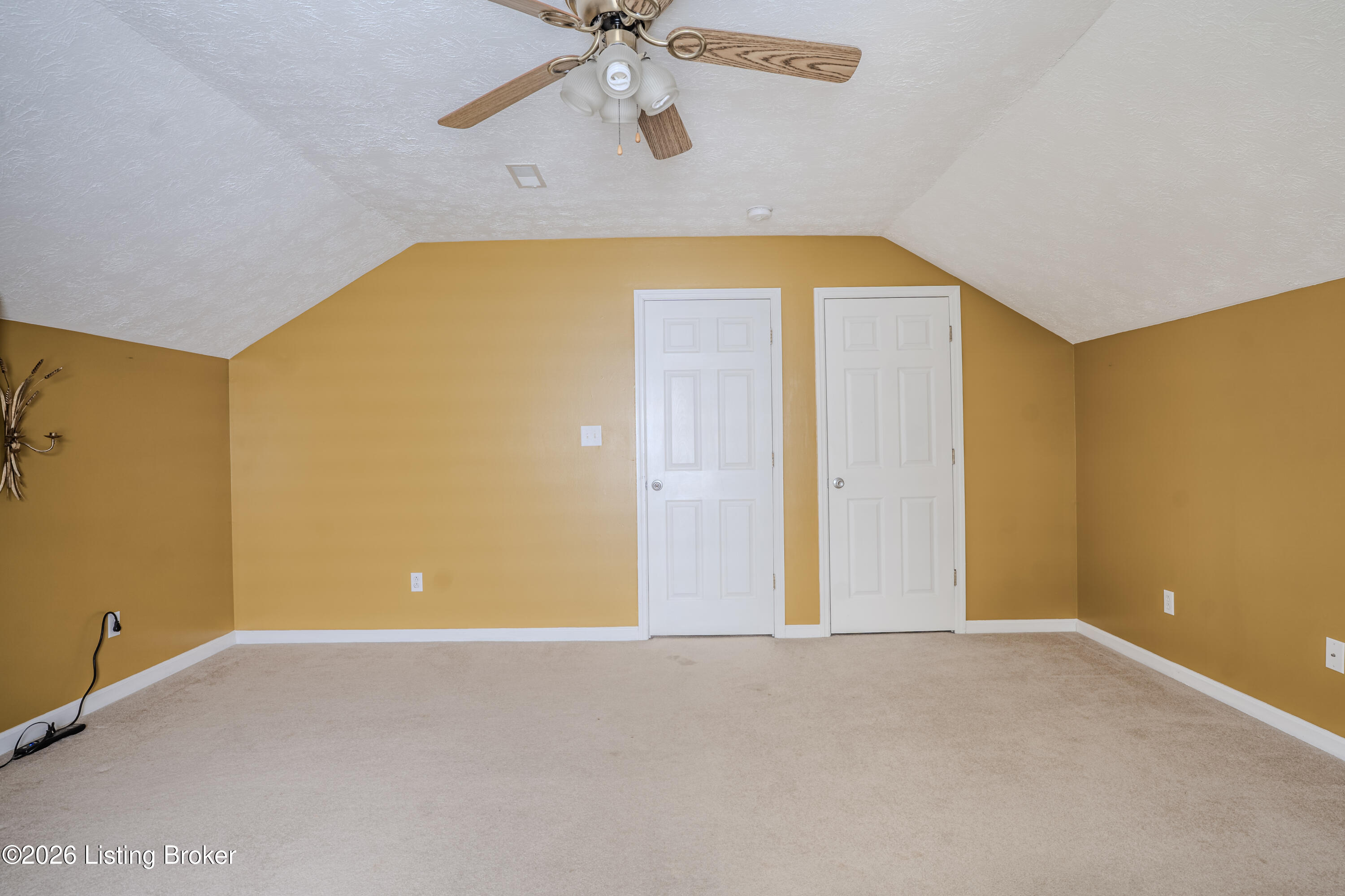 2400 English Station Dr Property Photo 32