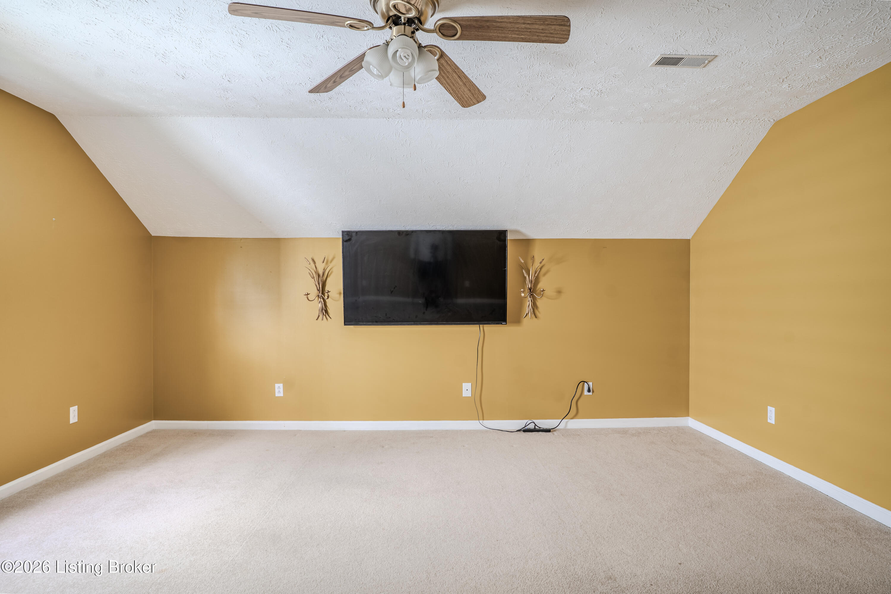 2400 English Station Dr Property Photo 33