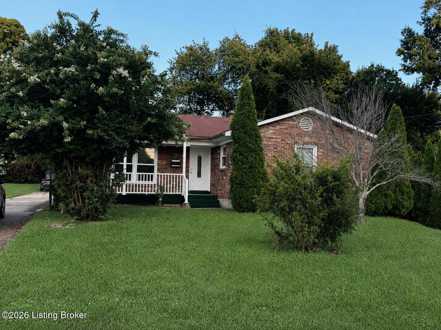 3707 Montclair Ave Property Photo 1