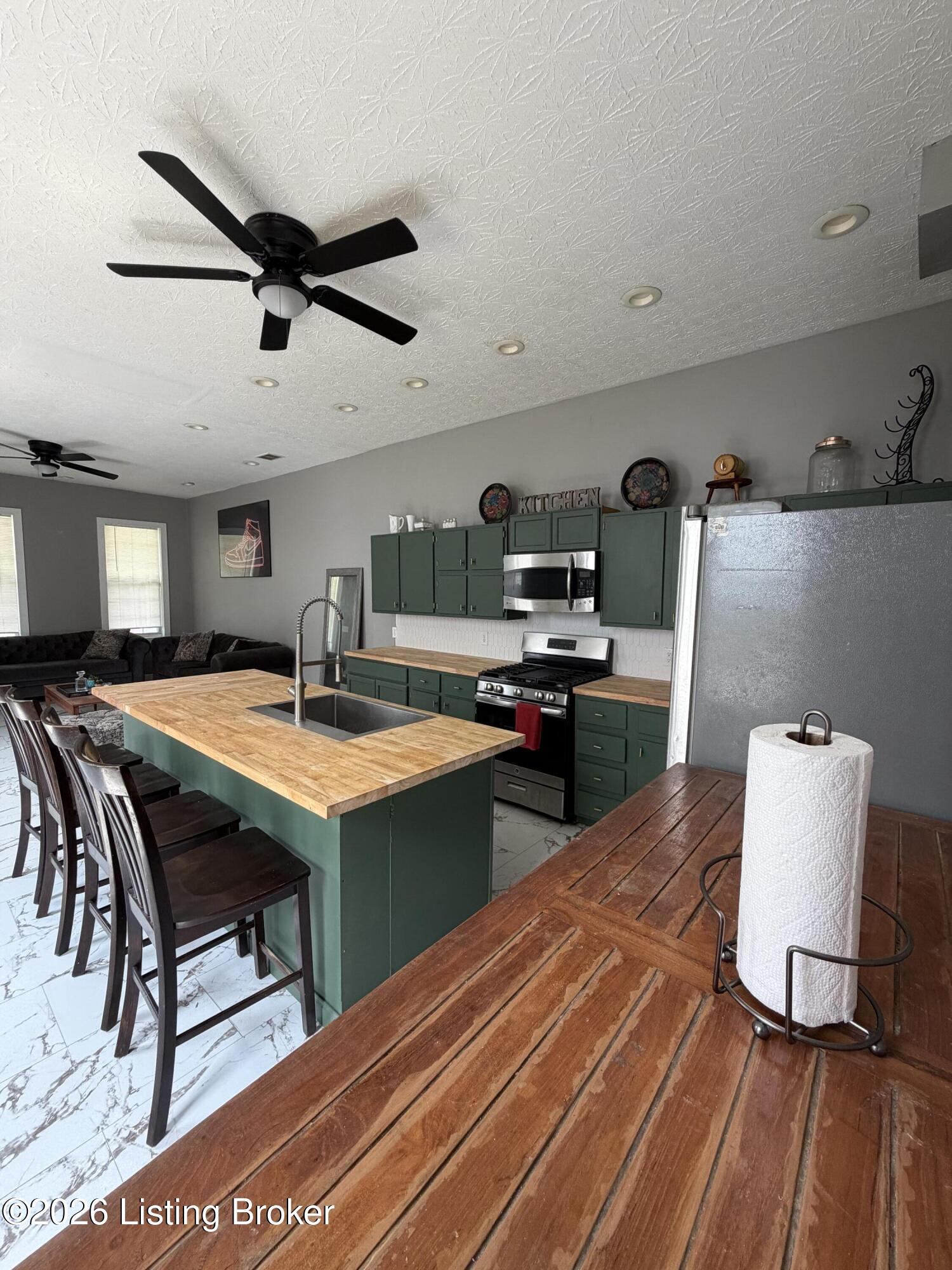 3679 Parthenia Ave Property Photo 12