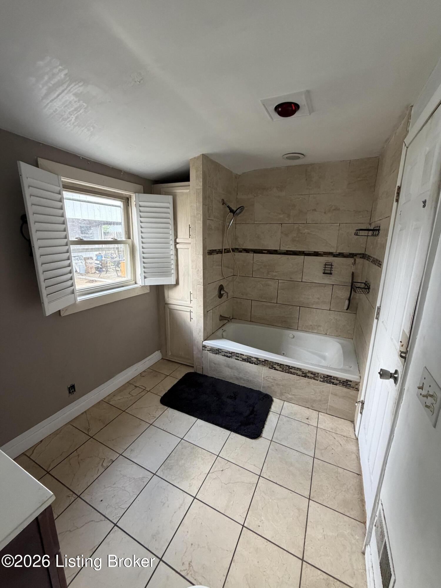 3679 Parthenia Ave Property Photo 27
