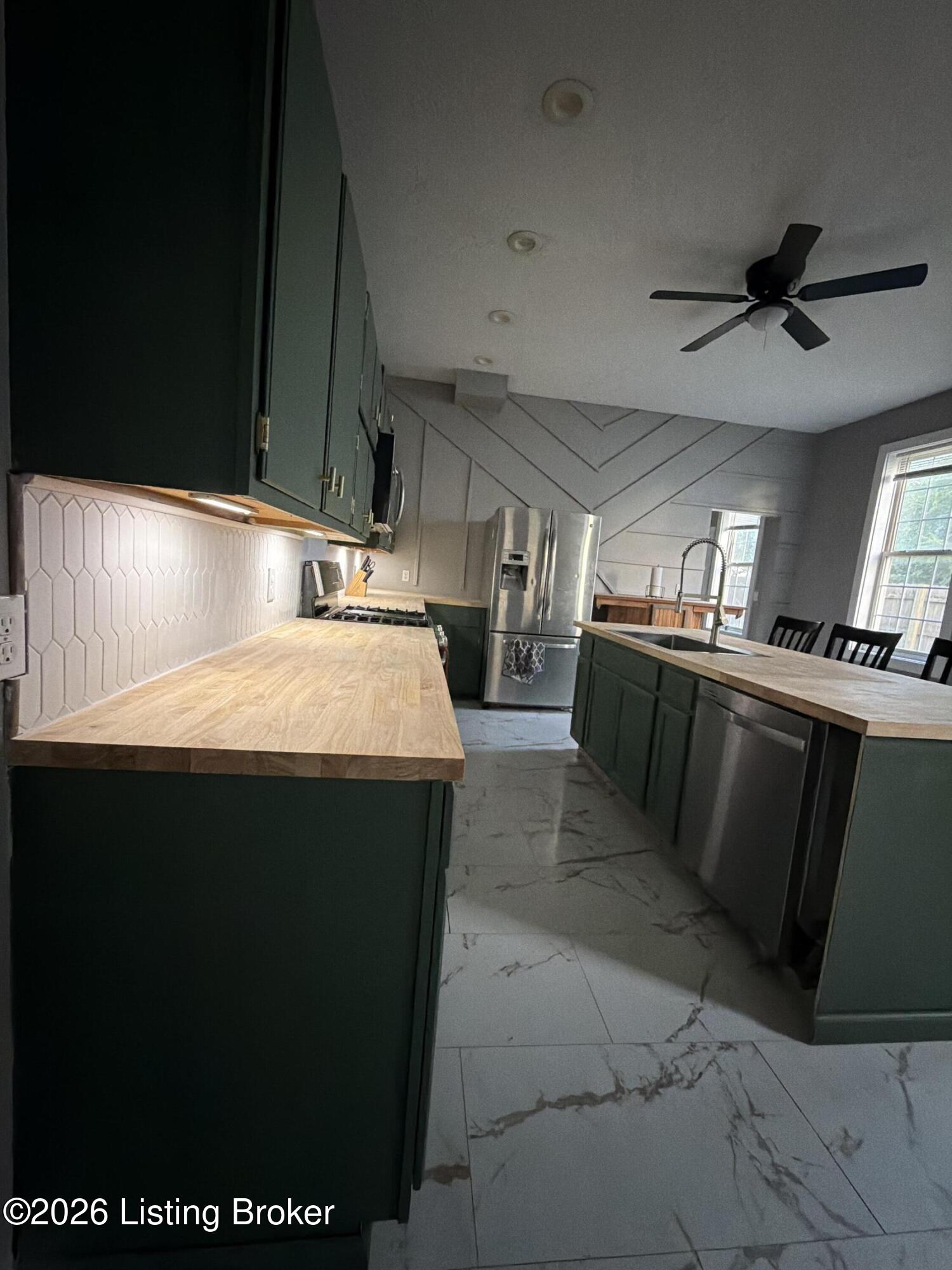 3679 Parthenia Ave Property Photo 33