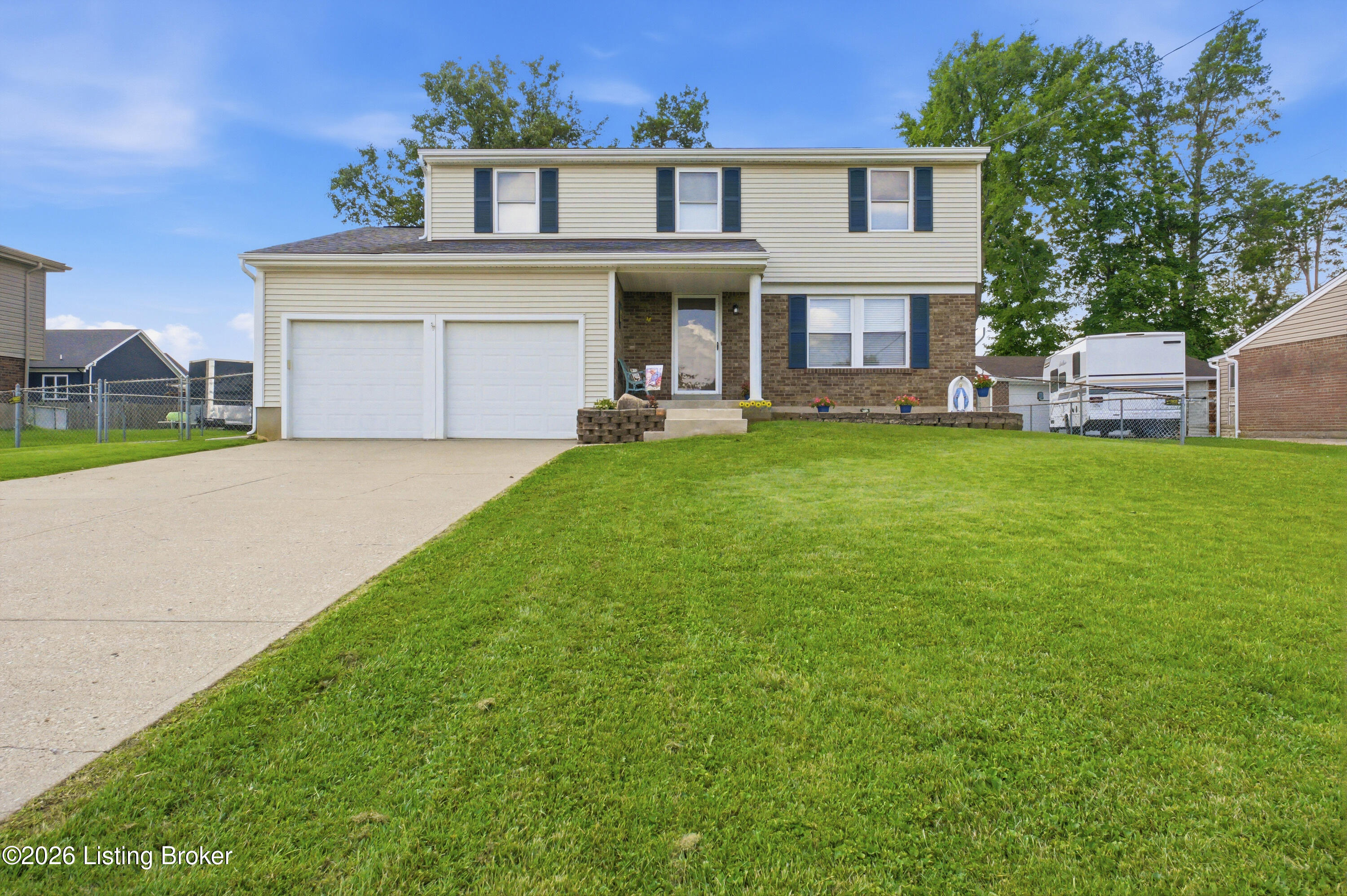 277 Fortney Ln Property Photo 1