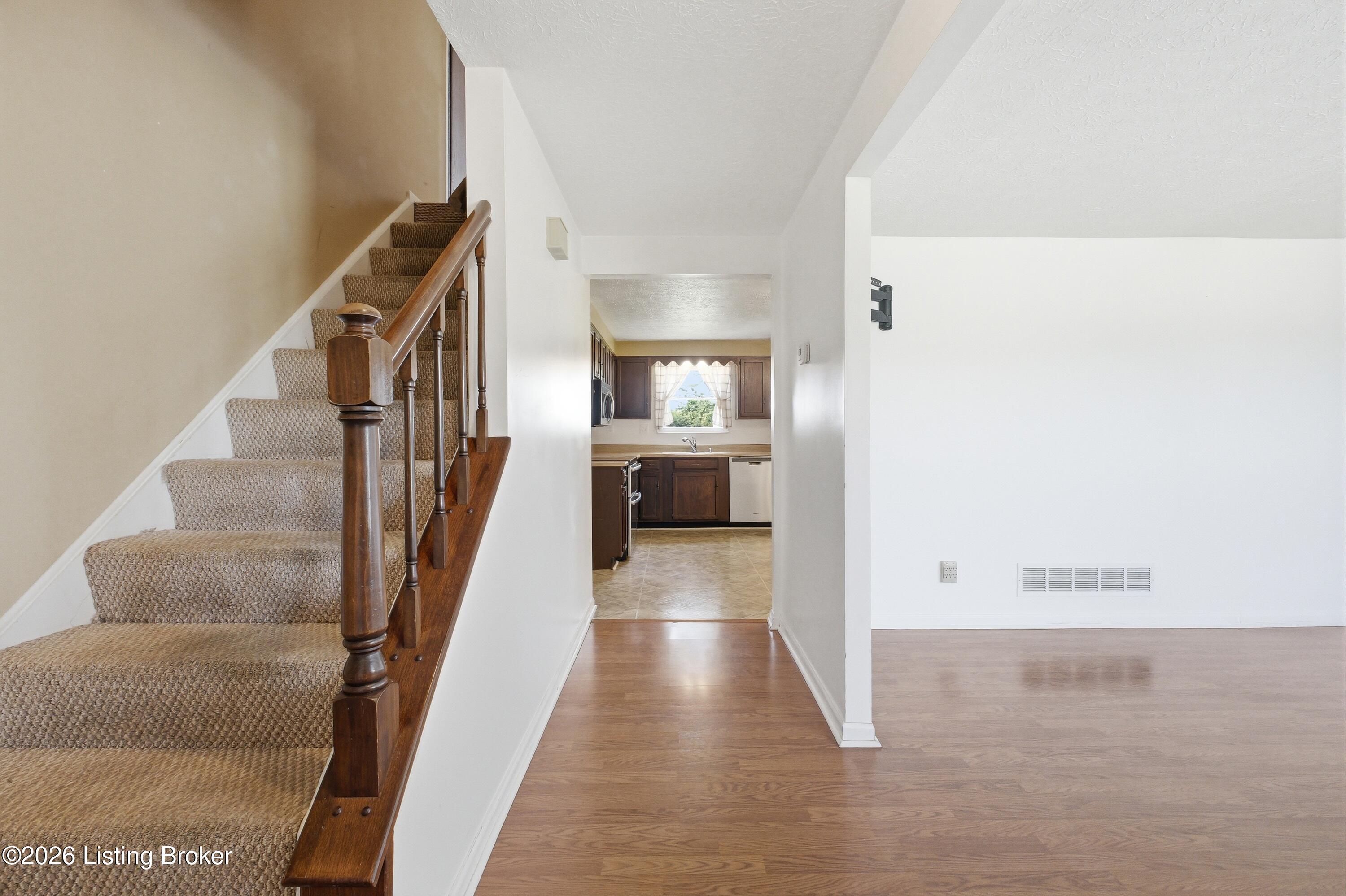 277 Fortney Ln Property Photo 11