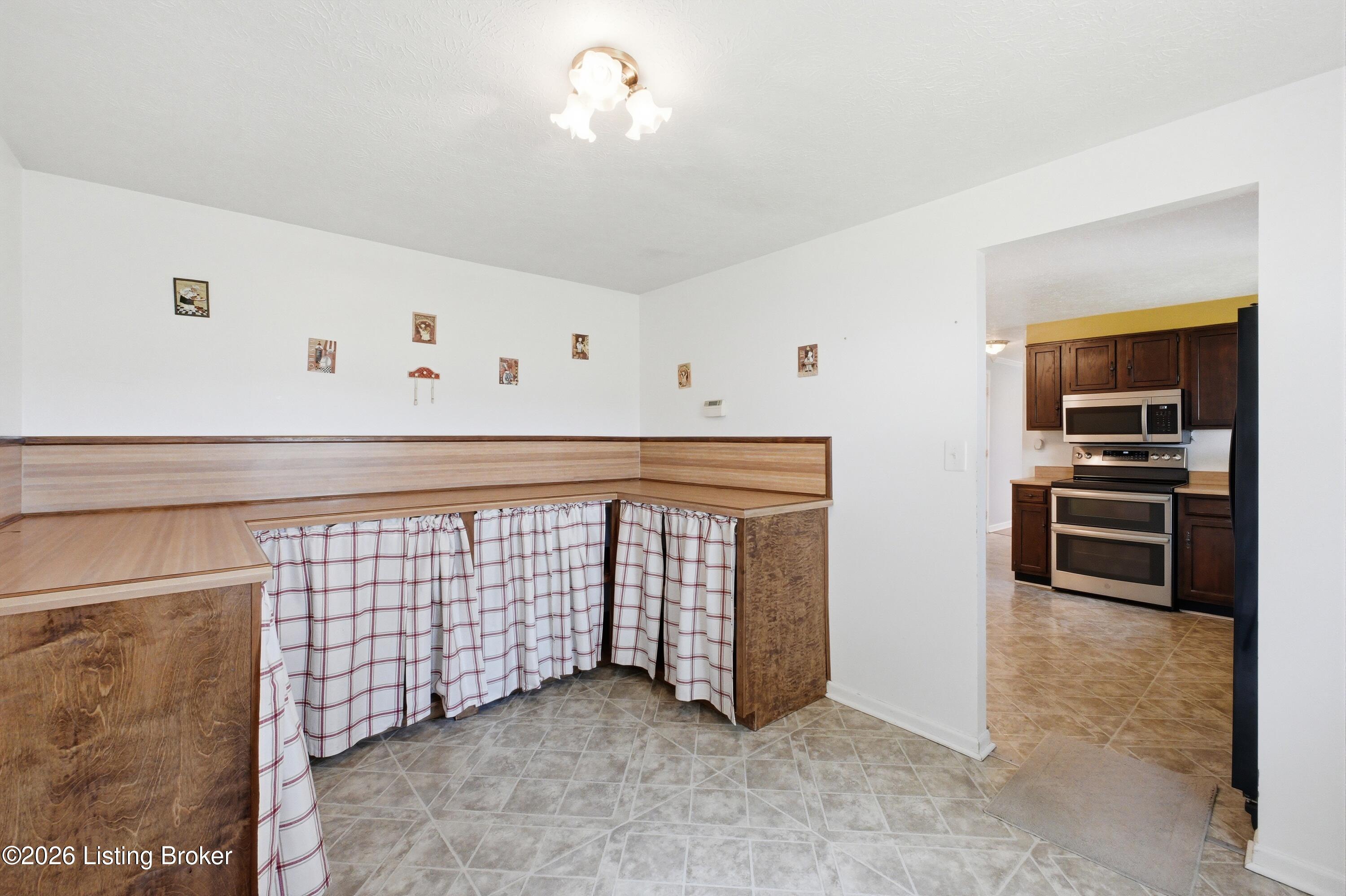 277 Fortney Ln Property Photo 21