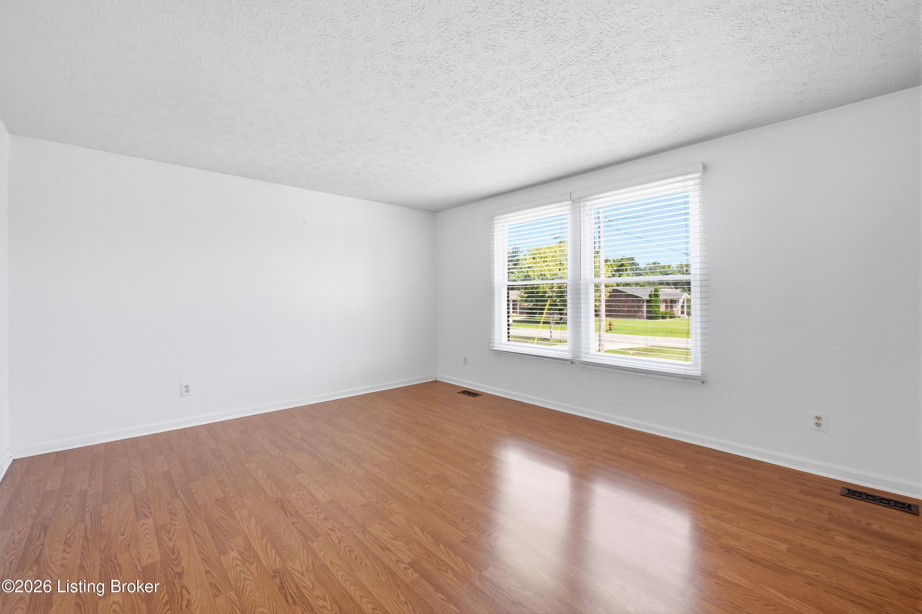 277 Fortney Ln Property Photo 23