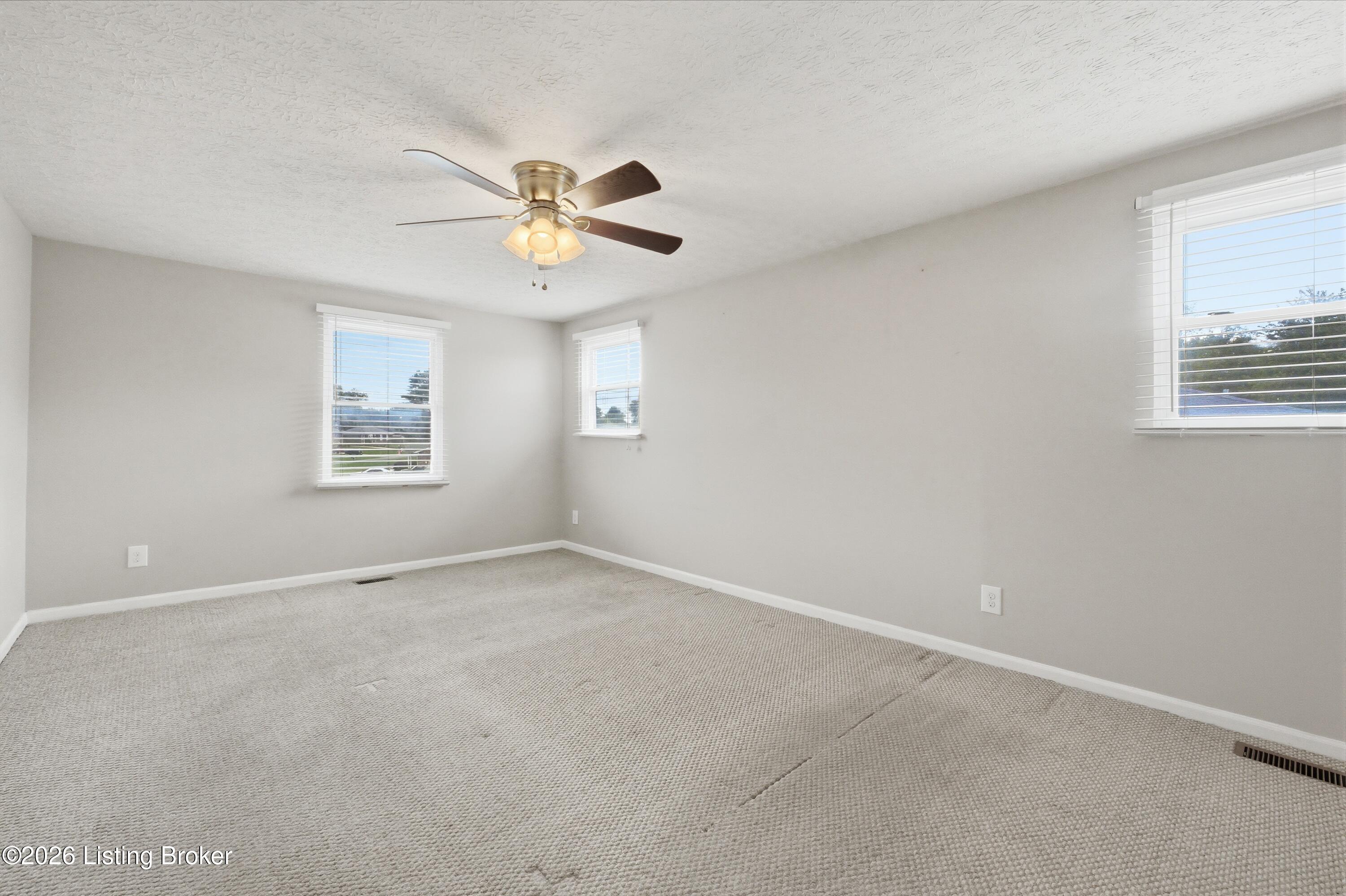 277 Fortney Ln Property Photo 27