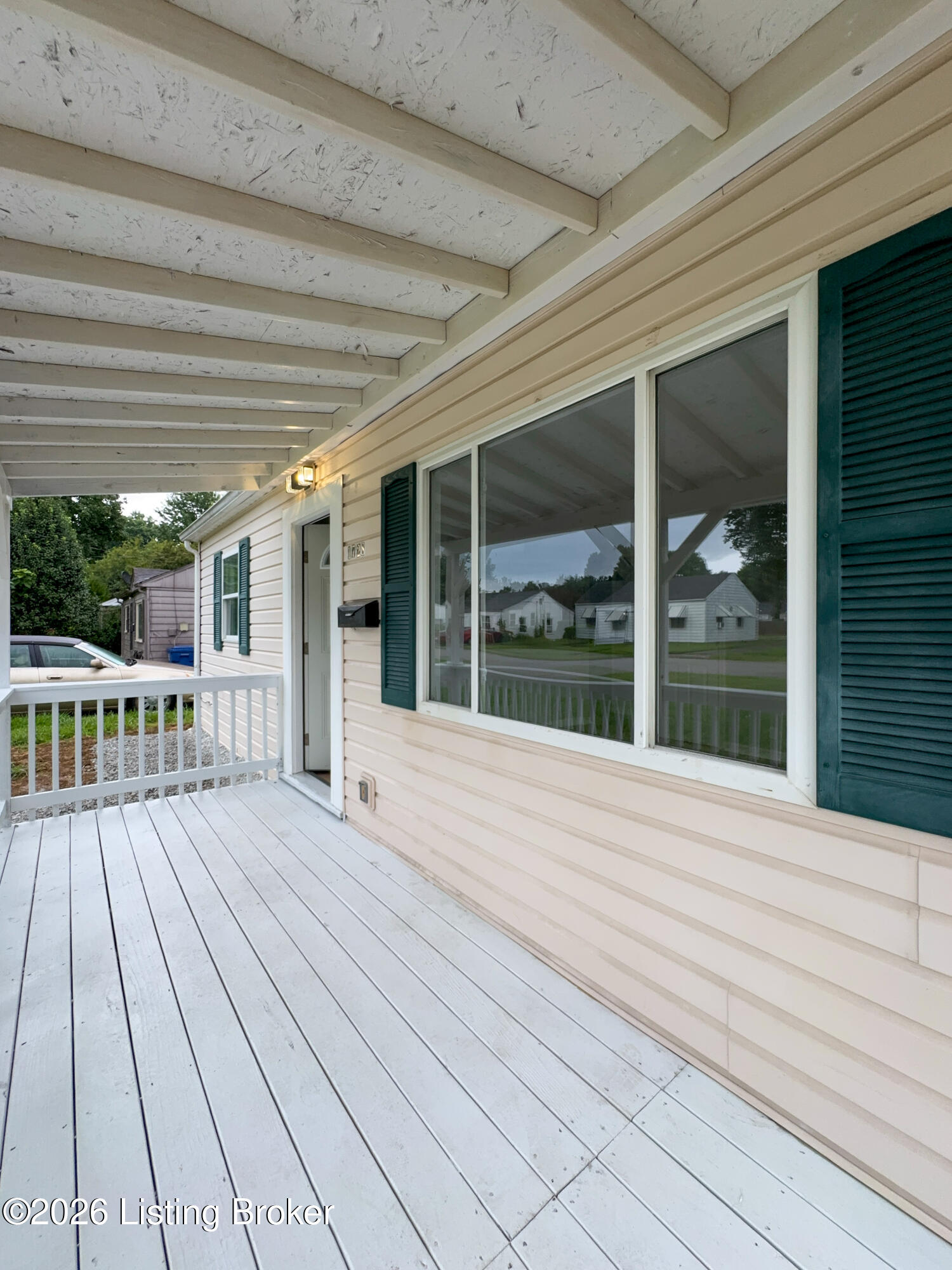 1728 Nelson Ave Property Photo 8