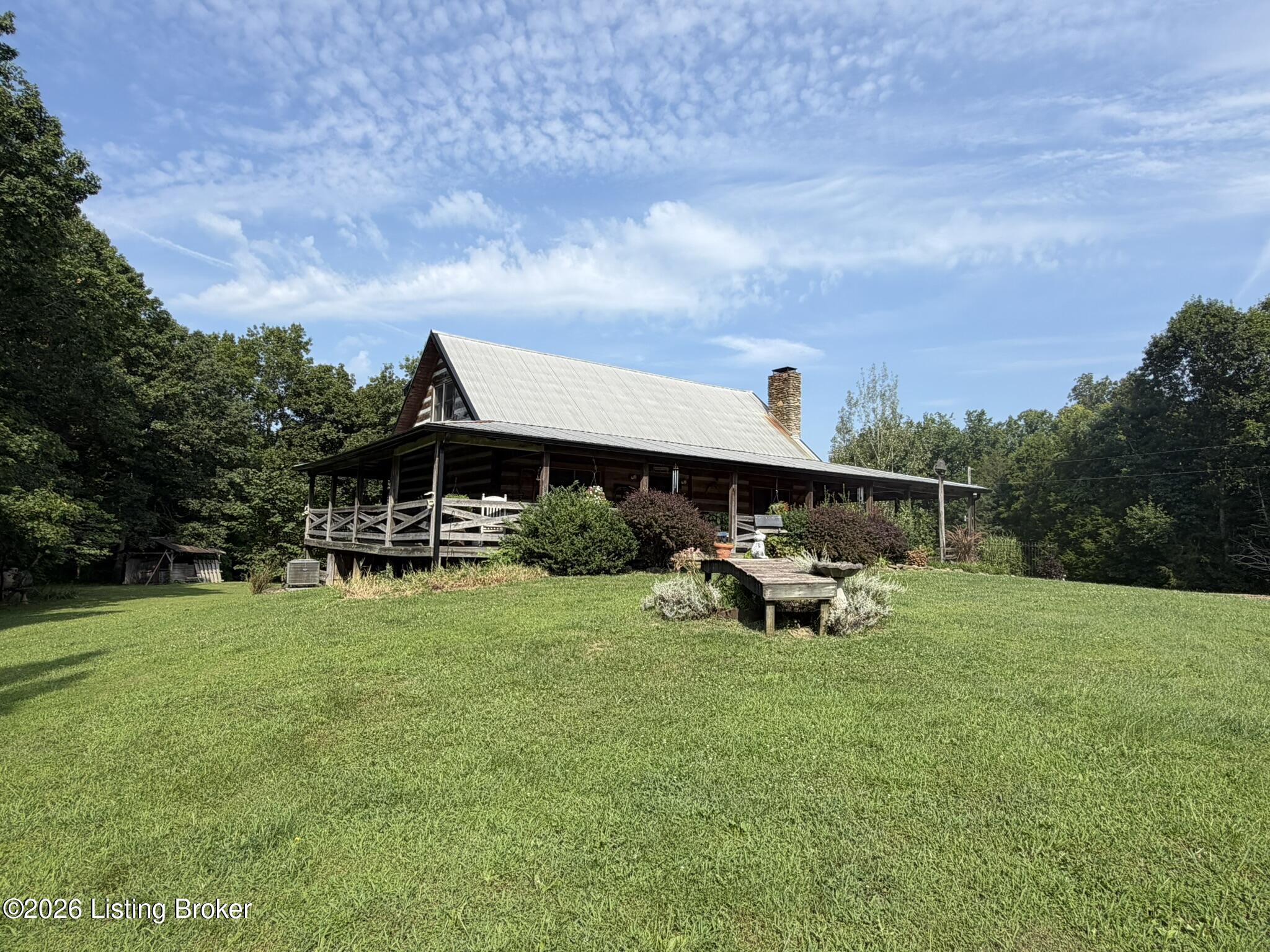 1404 Catwalk Rd Property Photo 1