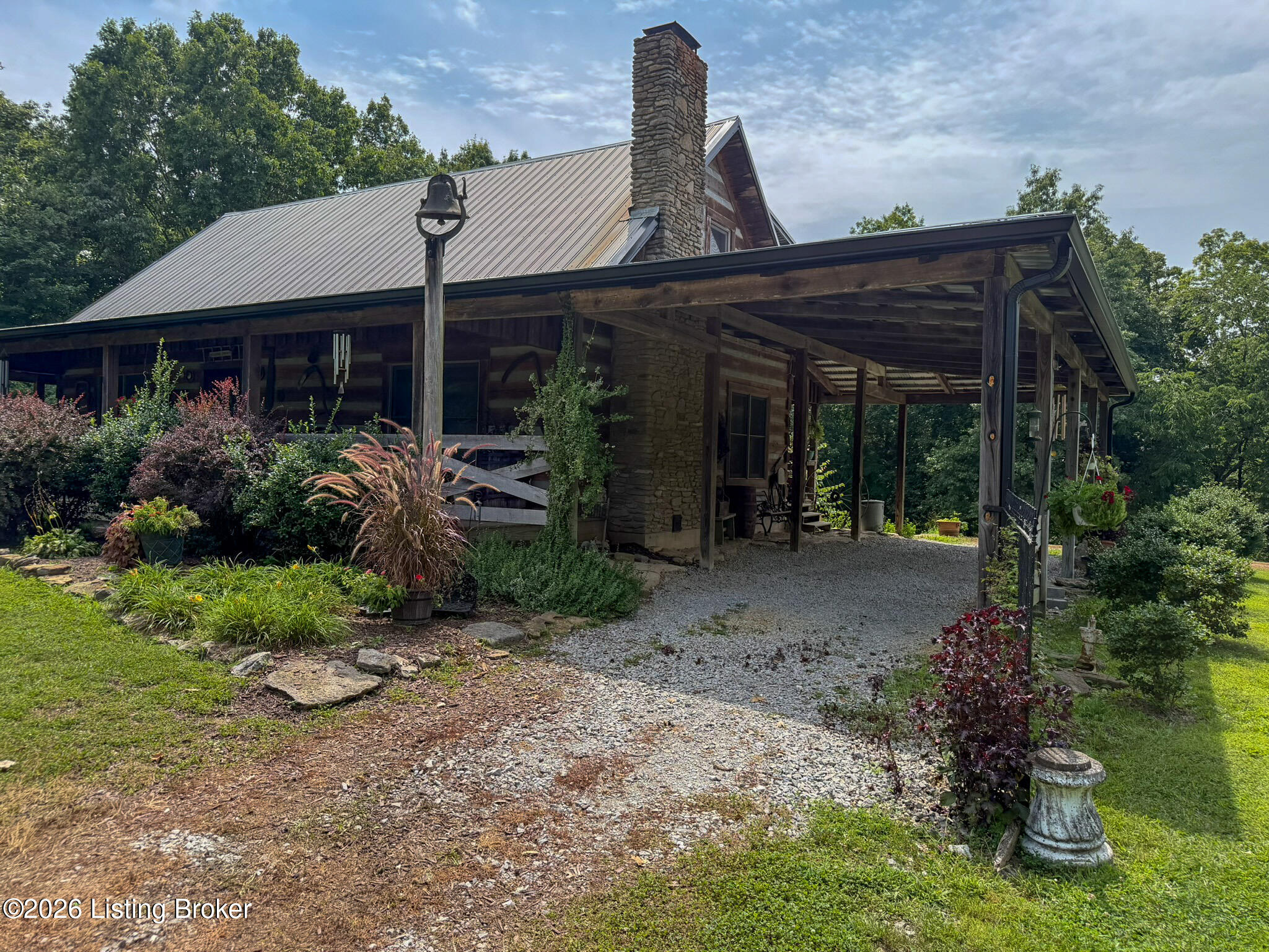 1404 Catwalk Rd Property Photo 9