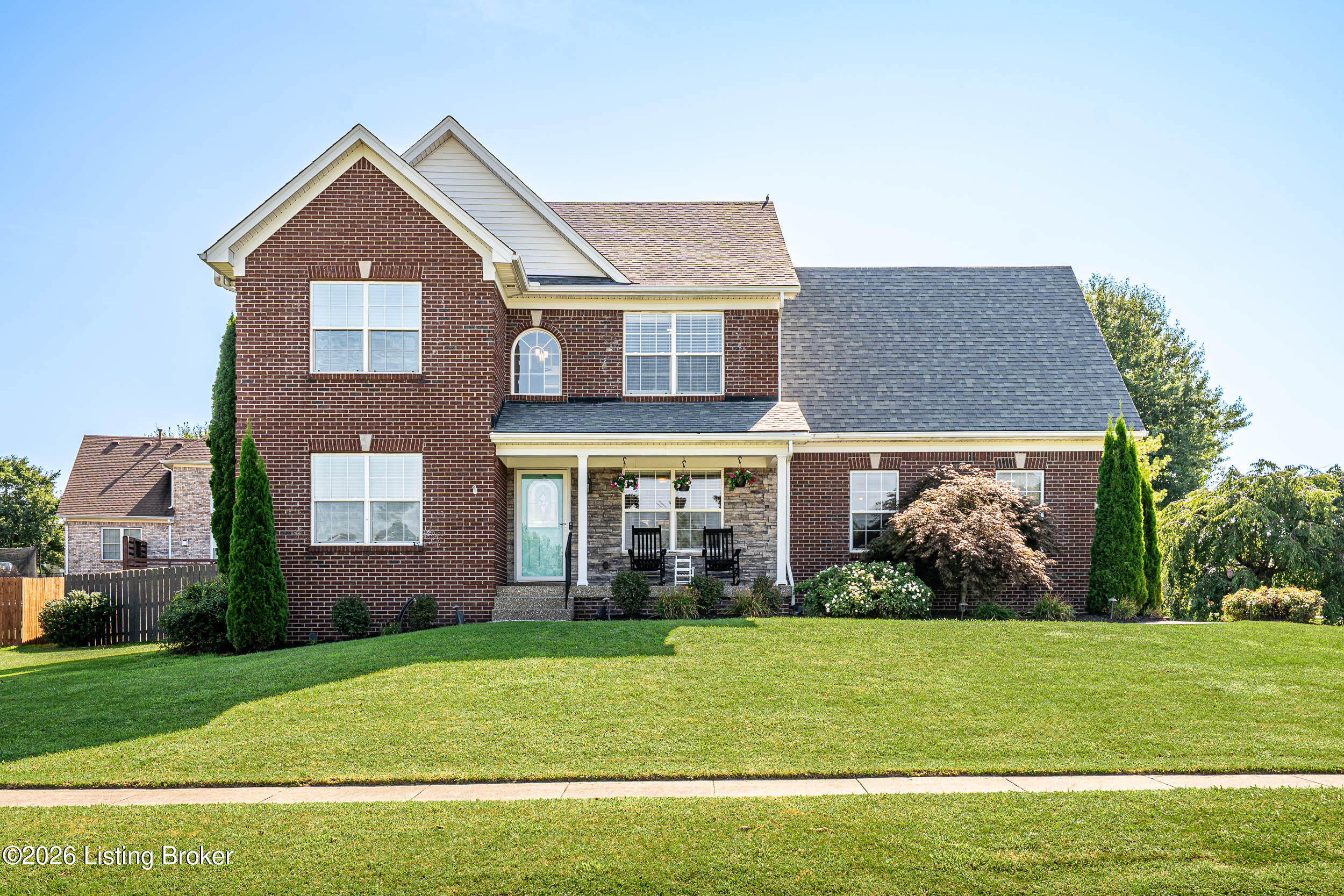 810 Abingdon Cir Property Photo 1