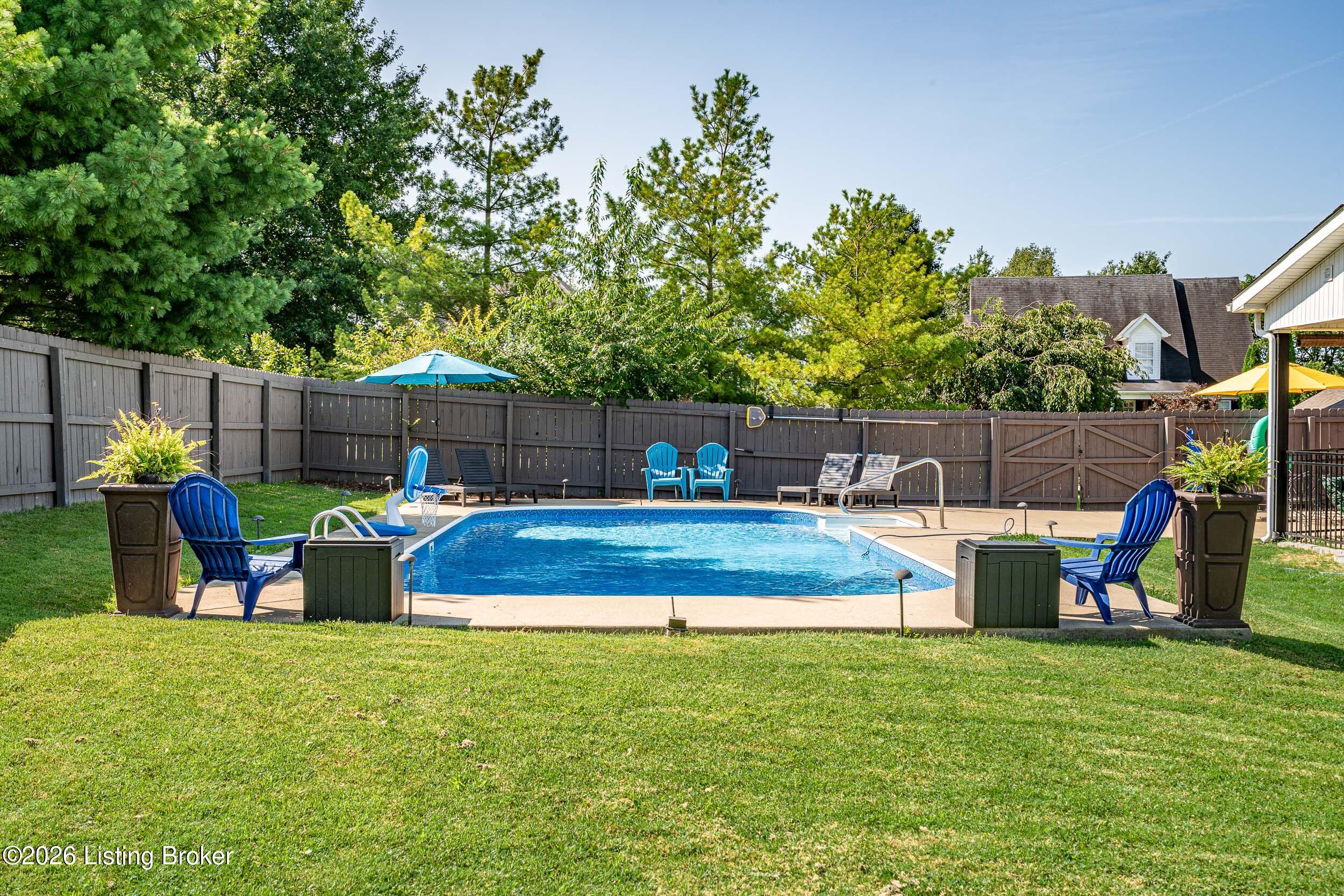 810 Abingdon Cir Property Photo 74
