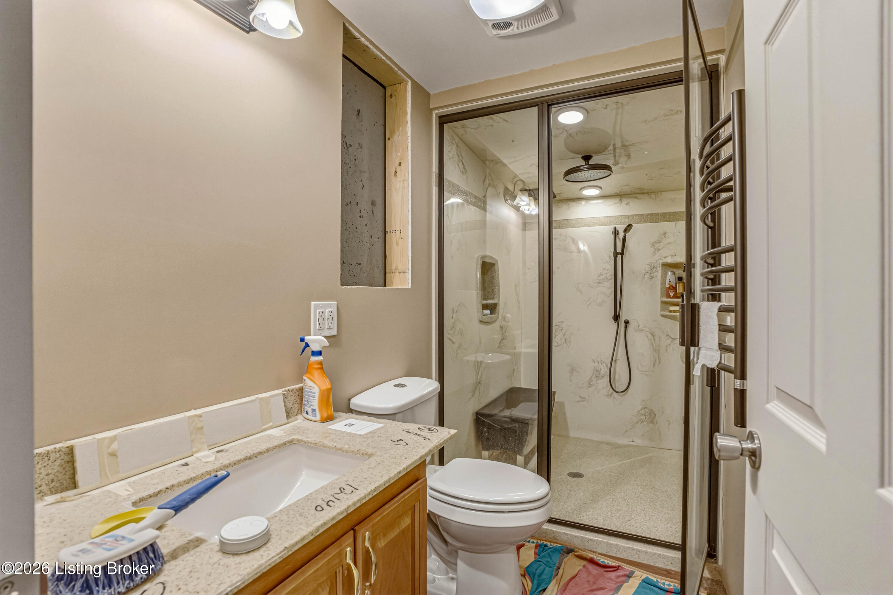 7011 Hollow Oaks Dr Property Photo 18