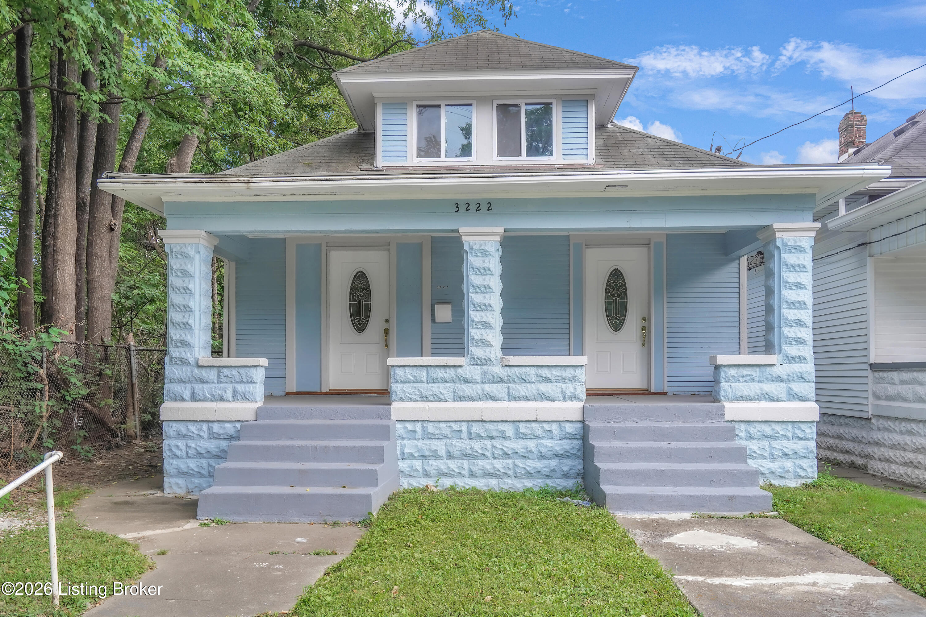 3222 W Market St Property Photo 1