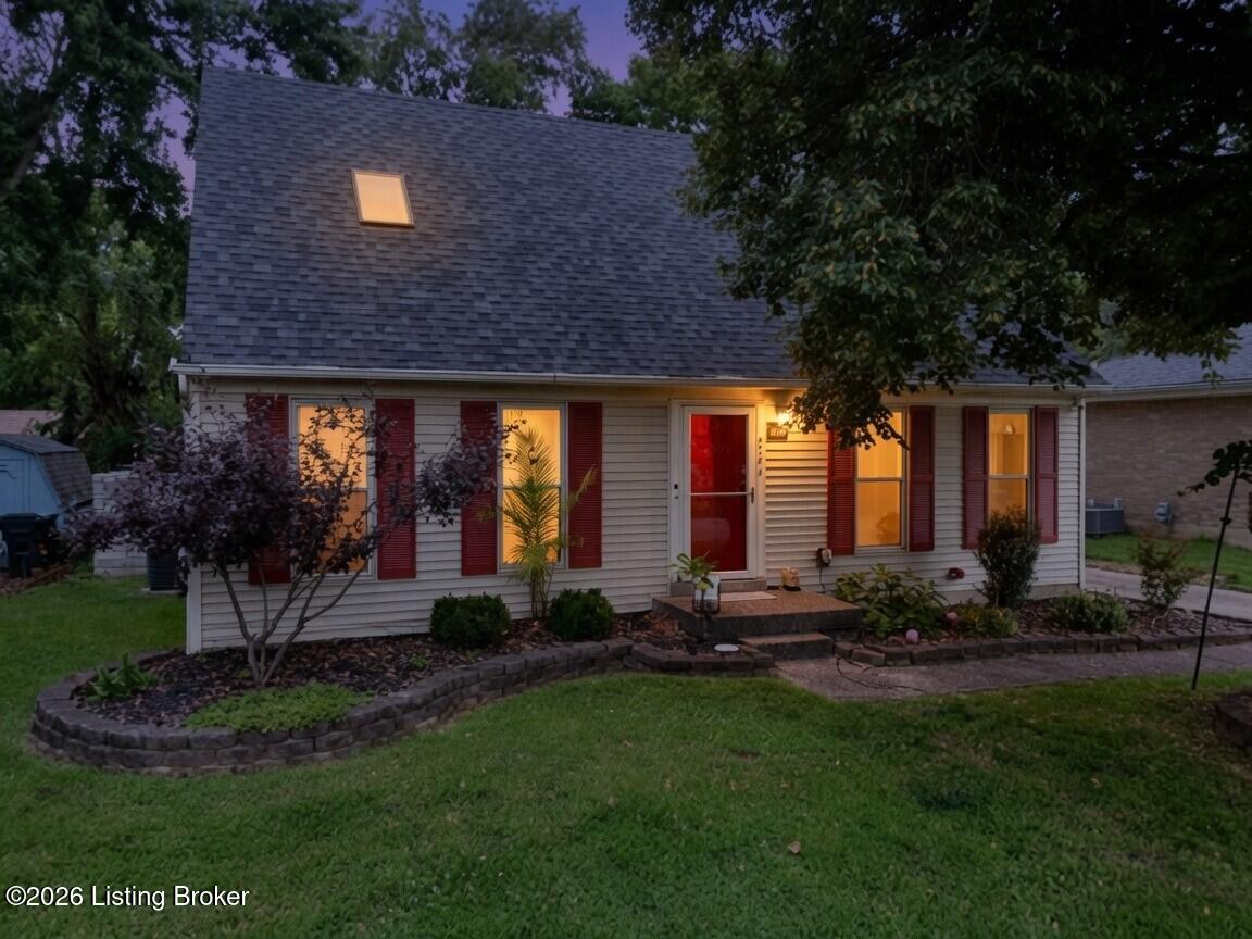 8724 Loch Lea Ln Property Photo 2