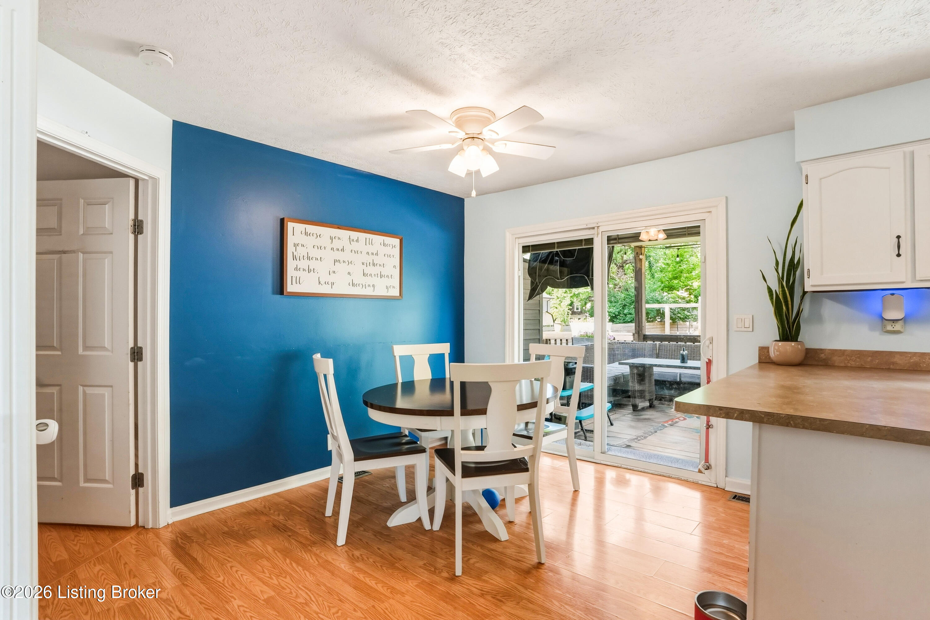 8724 Loch Lea Ln Property Photo 9
